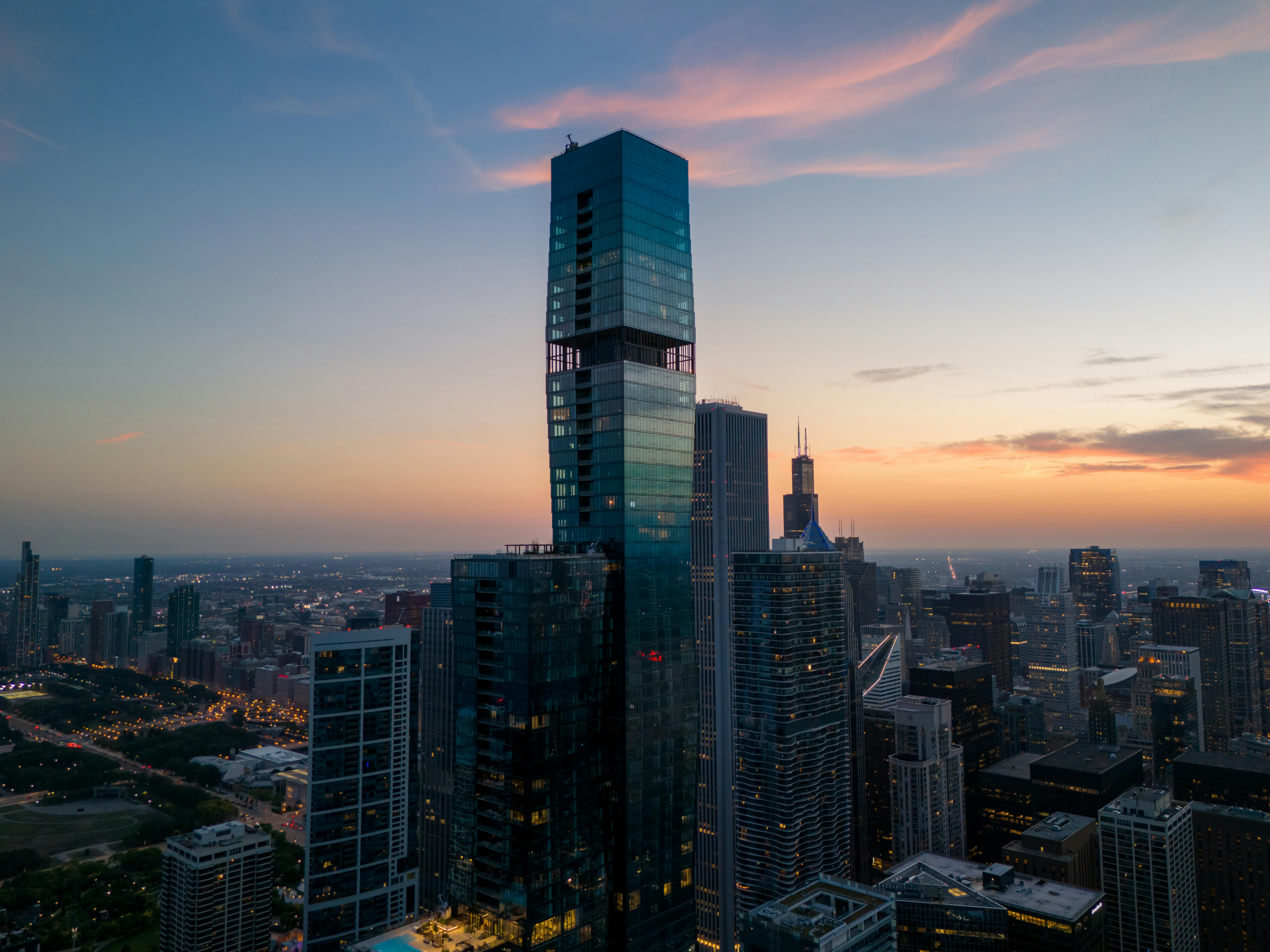 Skyline Views of Chicago - west loop rentals