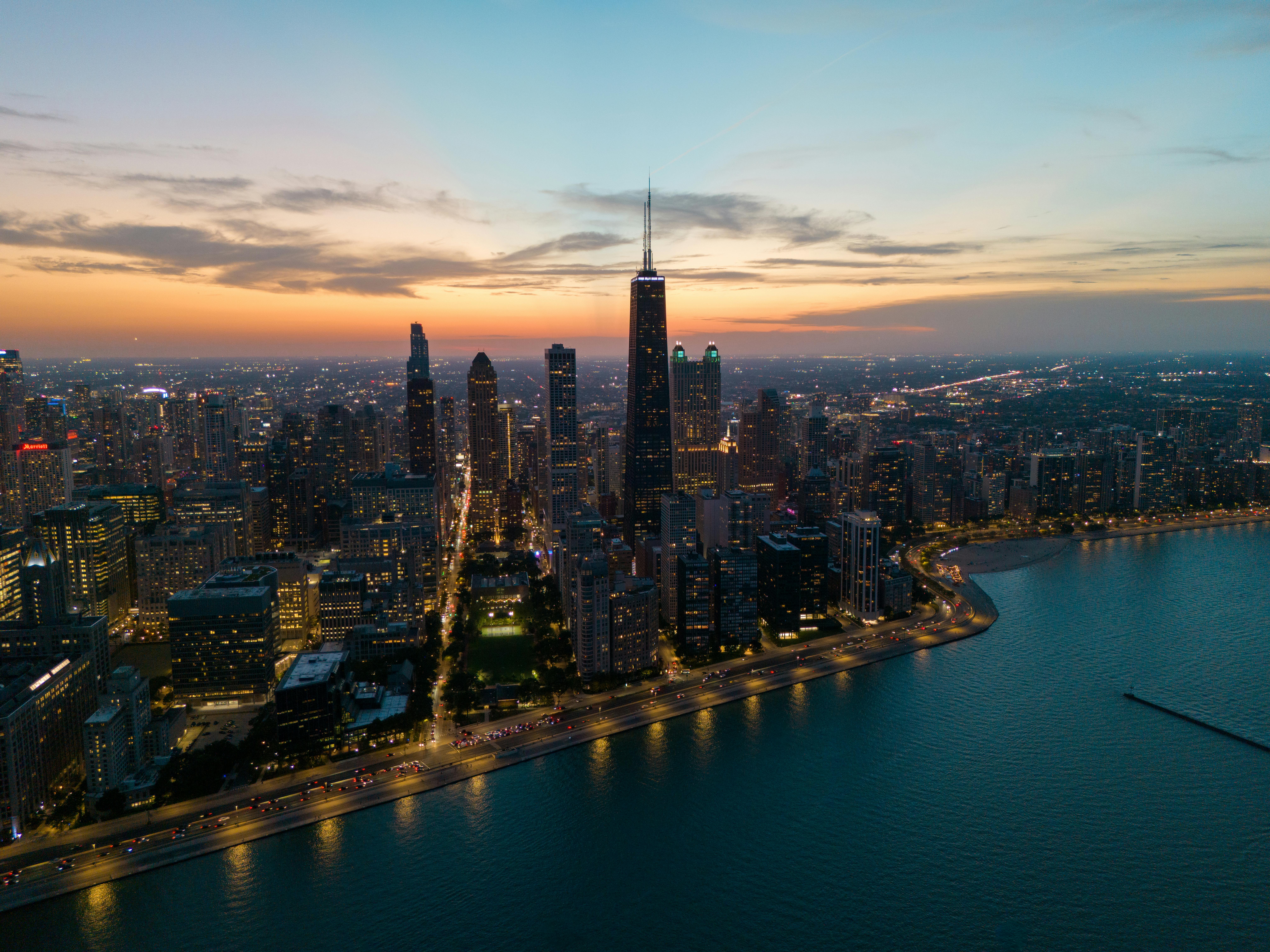 Chicago, IL Personal Injury Attorney Wins 2026 Vanguard Award From Cook County Bar Association — Photo by Willian Justen de V