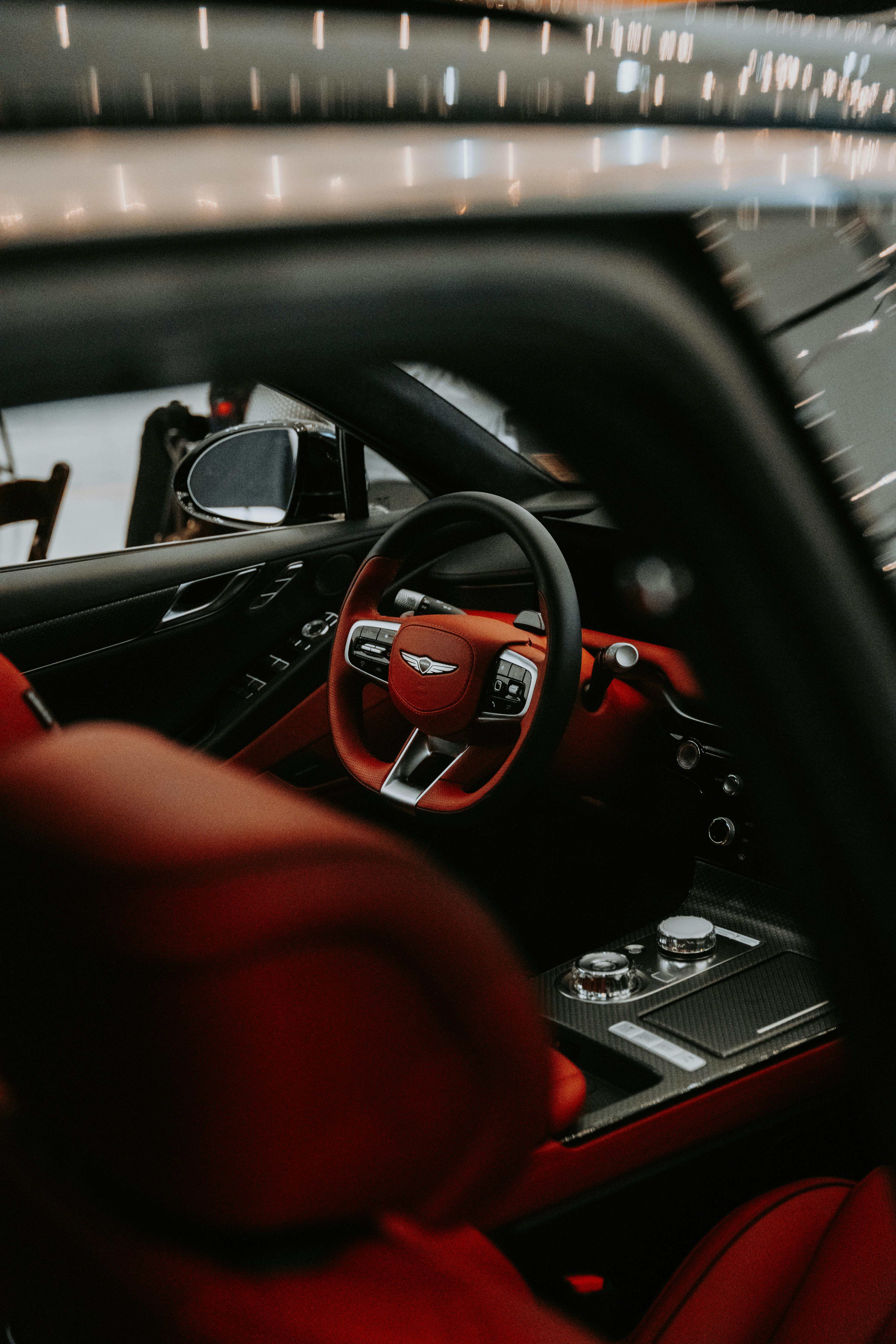 Intérieur luxueux rouge voiture sport — Essai Driver's Lab