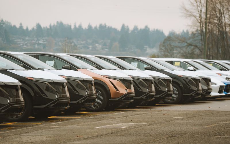 Airbnb's New Car Rental Tie-Up Hints at a Bigger Loyalty Play