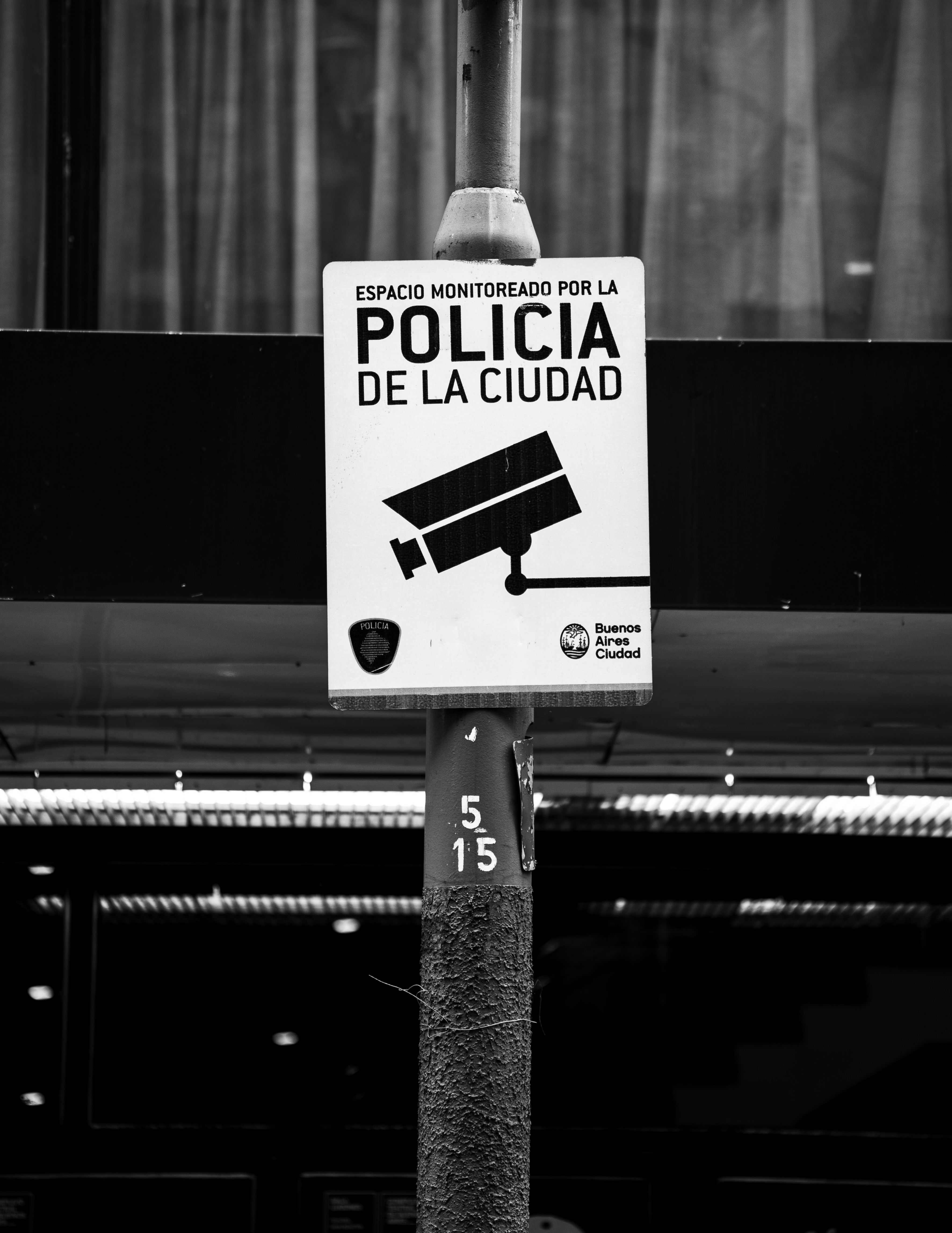 Flock Lança Ferramenta 'Audit Assistance' para Combater Abuso Policial, Mas Transparência Gera Dúvidas