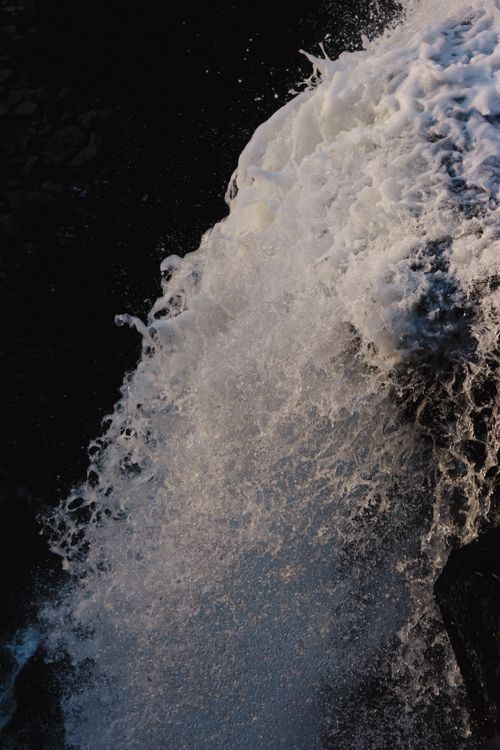 Free Close-up of a cascading waterfall in Tennessee, USA. Perfect for nature and travel enthusiasts. Stock Photo