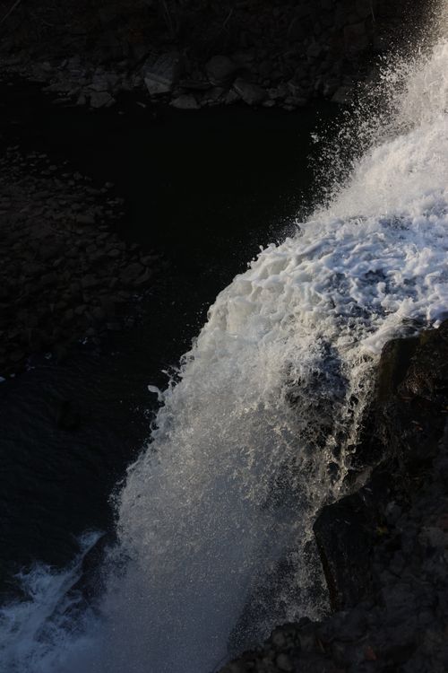 Free Capture of a stunning waterfall cascading in Baxter, TN, surrounded by nature. Stock Photo