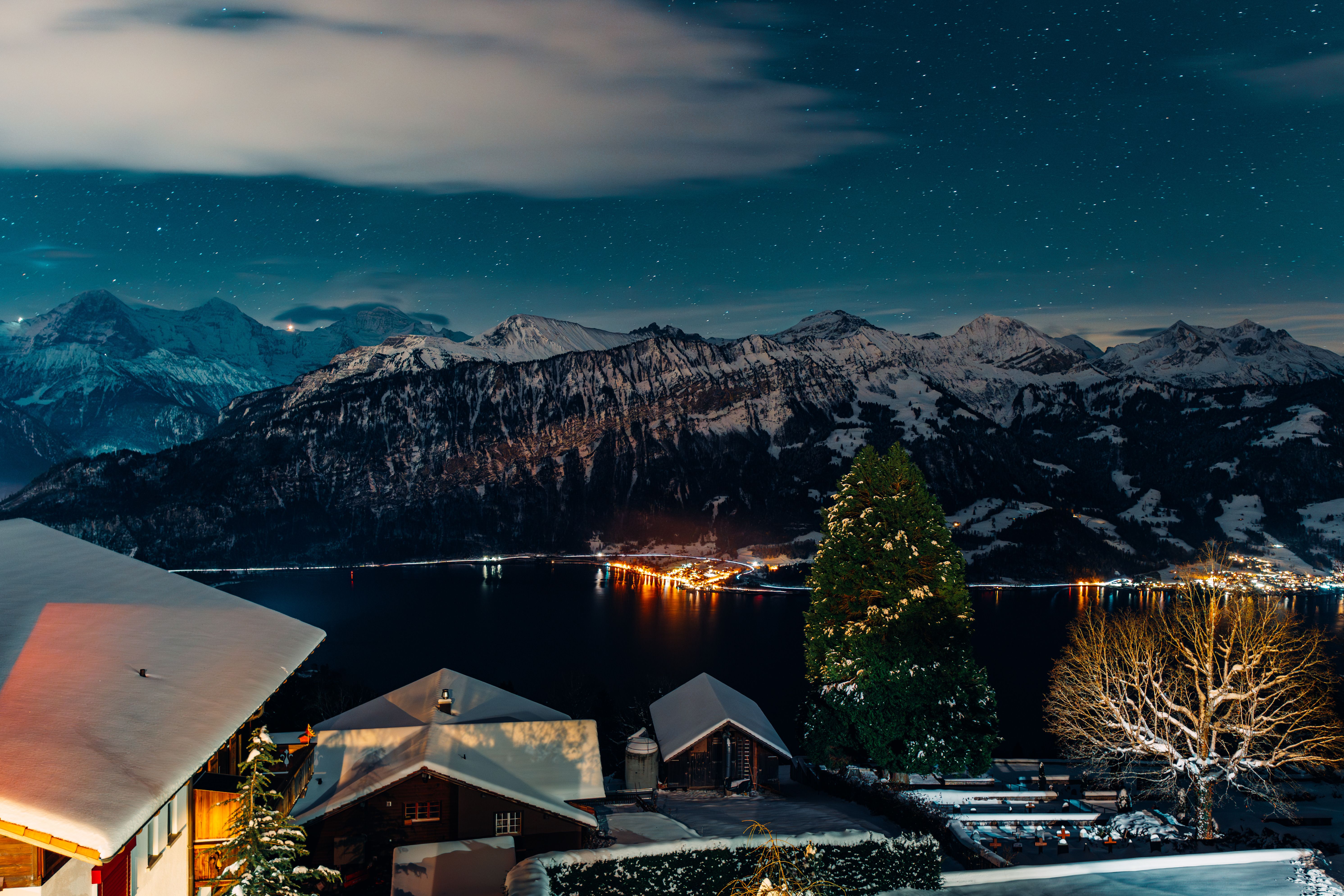 Svájci fondue: az eredeti sajtos mártogatós titka Alpokból – swiss alps chalet winter dinner