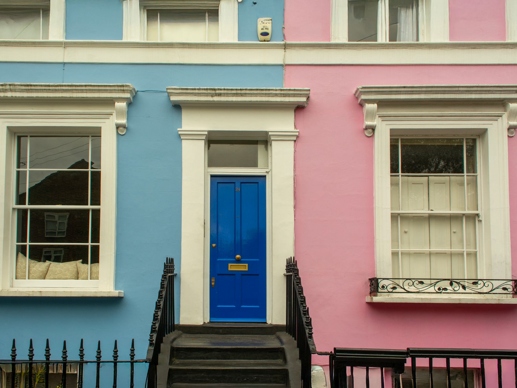 Rubbish Removal in Rotherhithe, South East London — moving boxes and a removals crew on moving day