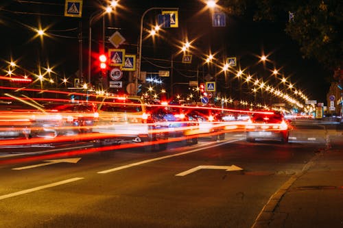 Zeitraffer Foto Fahrzeugverkehr Auf Der Autobahn Bei Nacht
