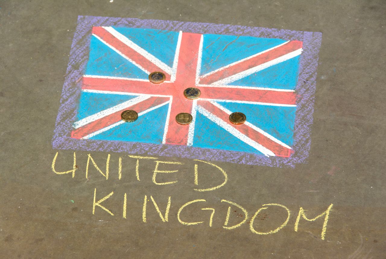 London to High Peak movers — removals work in progress