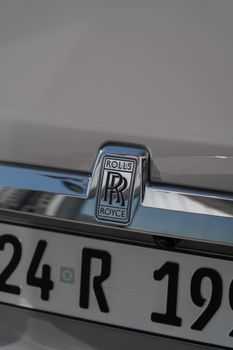 How to Master Brand Identity in 2025 - Featured Image