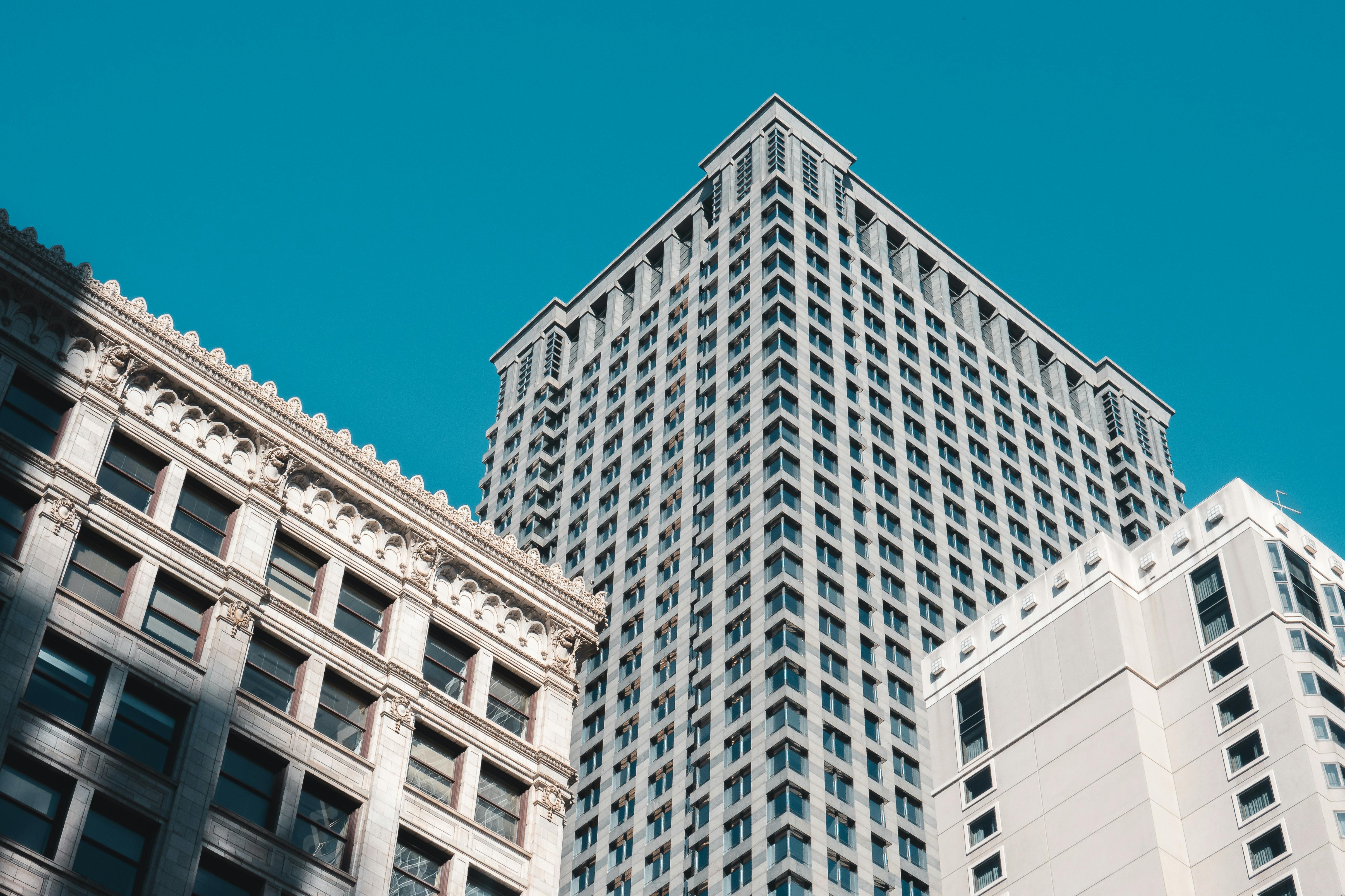 Mortgage Rates Forecast For 2026: Experts Predict Whether Interest Rates Will Drop — Photo by Willian Justen de Vasconcellos 