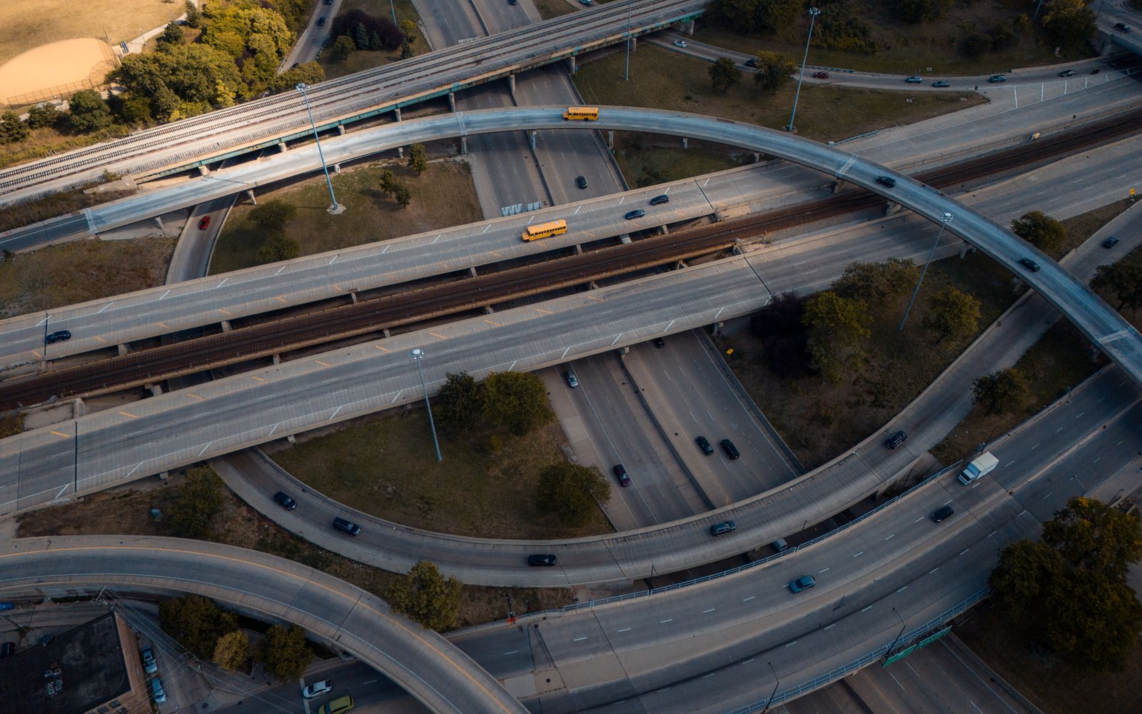 Long-Distance Travel FAQs: timings and waiting