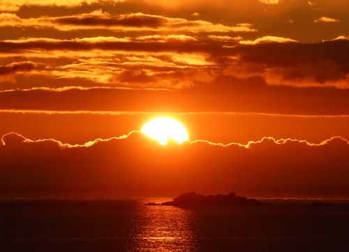 Free Captivating sunrise over Cove Island Park in Stamford, Connecticut with vibrant autumn colors. Stock Photo
