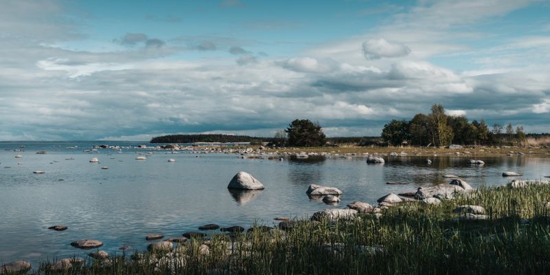 La costa rocosa del Parque Nacional Lahemaa