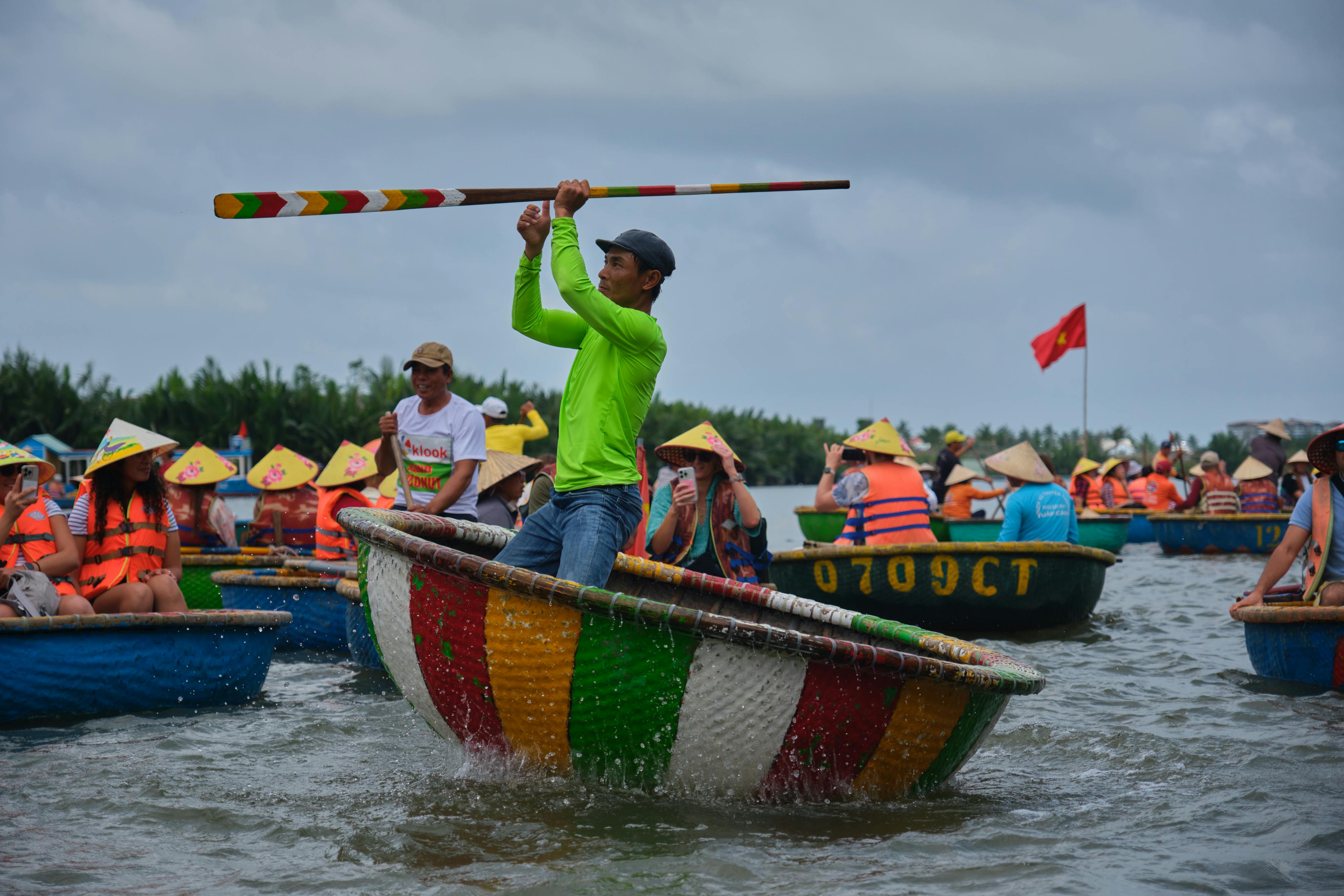 財經：黃金價格創新高後迅速重挫，投資人警惕大怒神影響