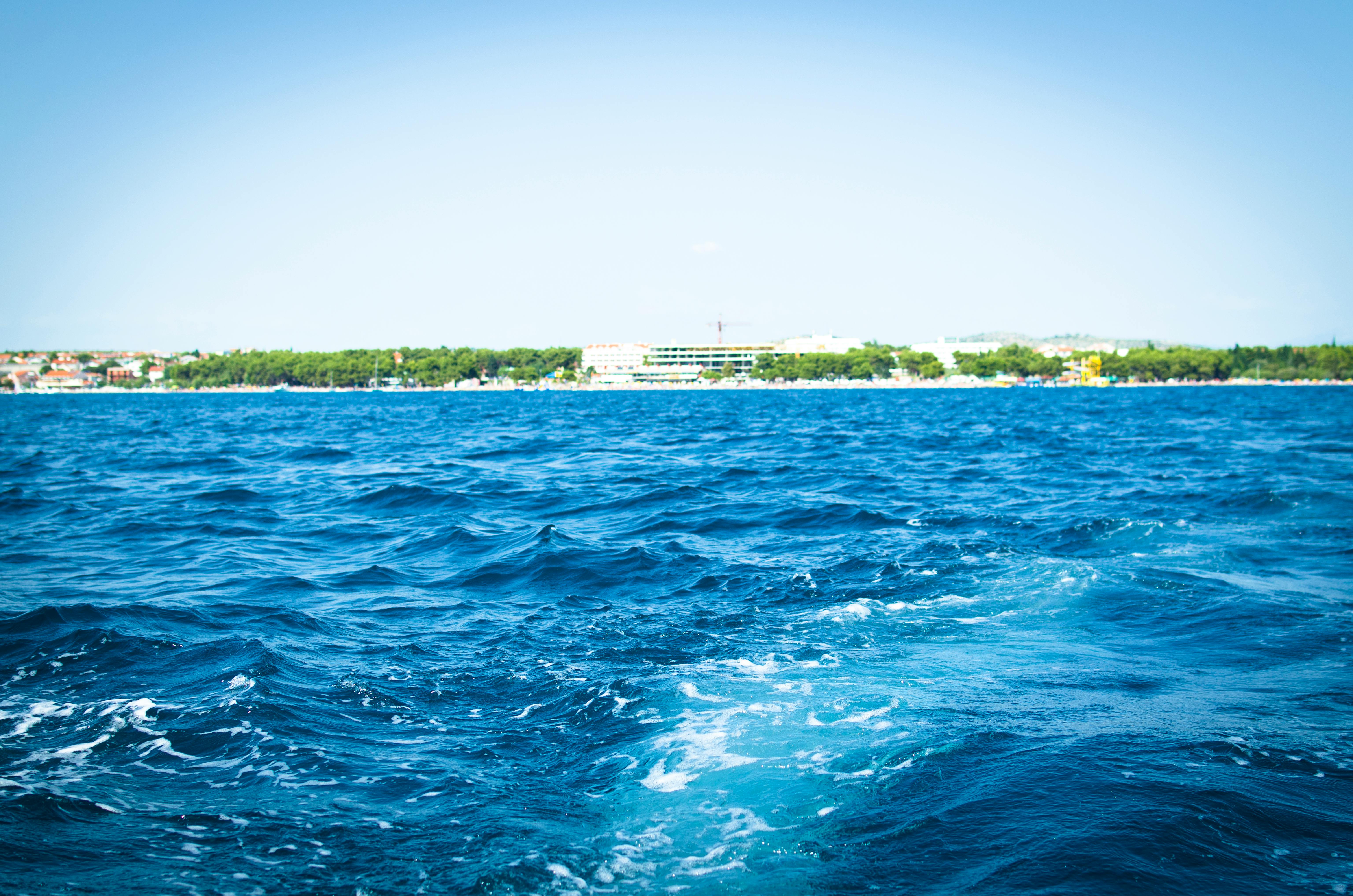 رحلة بحرية خاصة على بحيرة ليمان