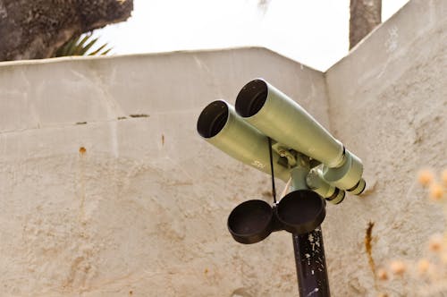 Foto d'estoc gratuïta de a l'aire lliure, antic, binoculars