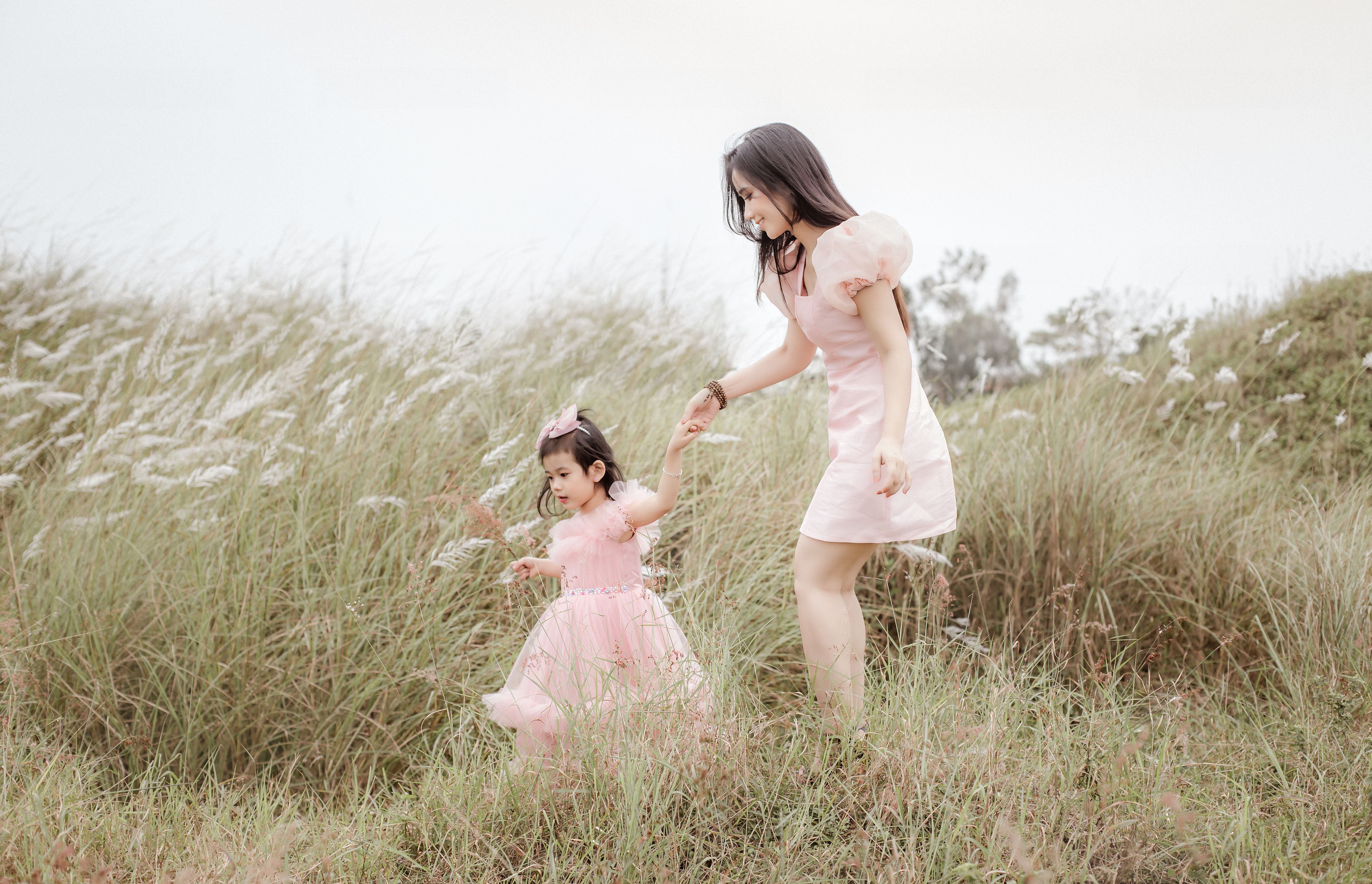 The Airy Dresses, Comfy Matching Sets, and More Summer Clothes Your Wardrobe Needs—All on Sale at Amazon — Photo by Võ Văn Ti