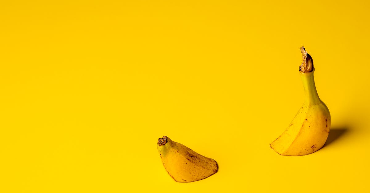 How to peel a banana correctly