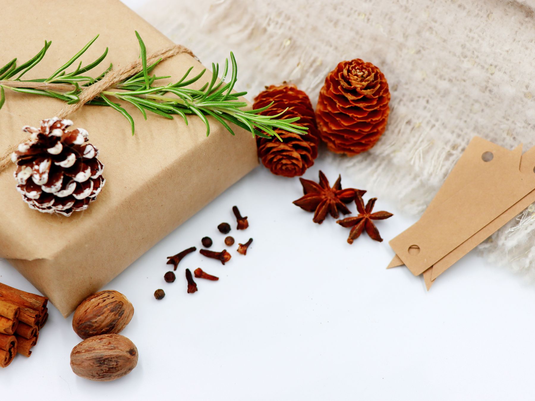 Arkley — professional packers wrapping and boxing belongings