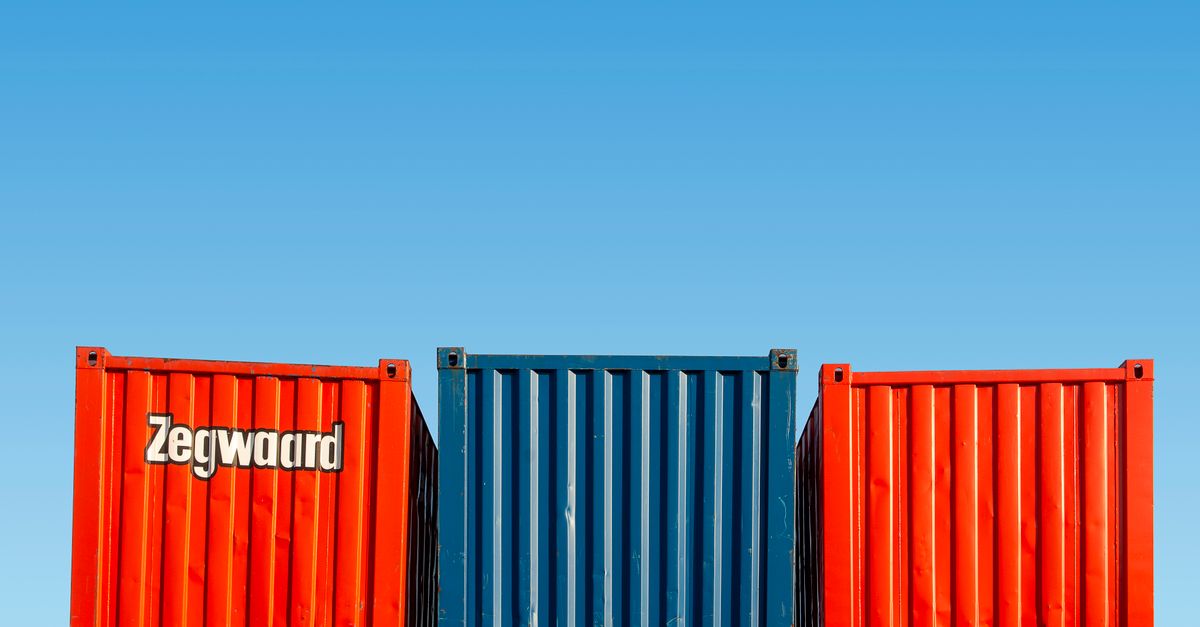 bisnis freight forwarding surabaya