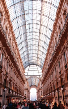 Photo by Haim Charbit Busy shoppers inside the stunning Galleria Vittorio Emanuele II in Milan, Italy.