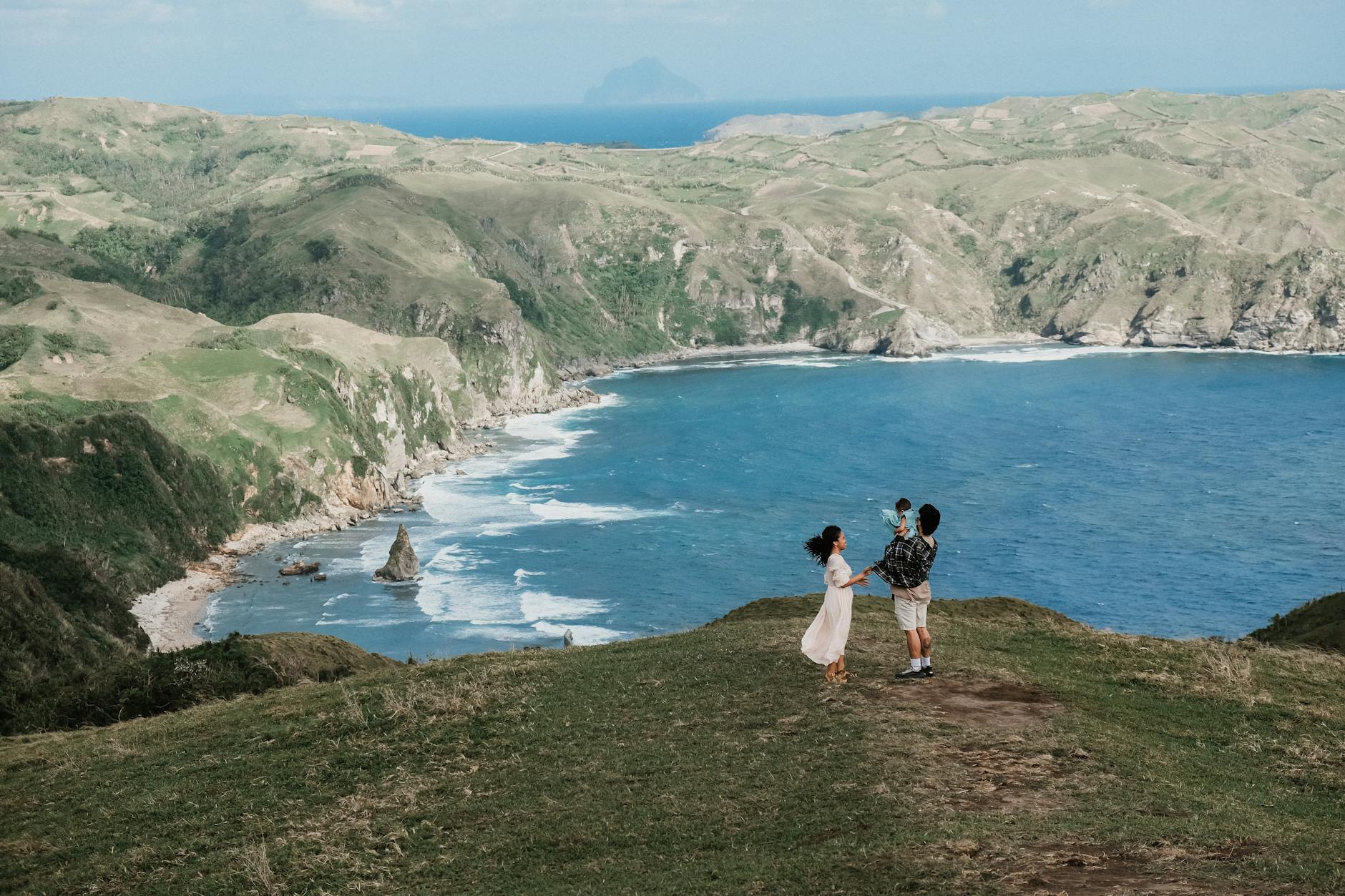 Philippines Unveiled: The Ultimate 3-Week Island Hopping Adventure! Philippines Travel Guide: The Ultimate 3-Week Island Hopping & Cultural Immersion Itinerary