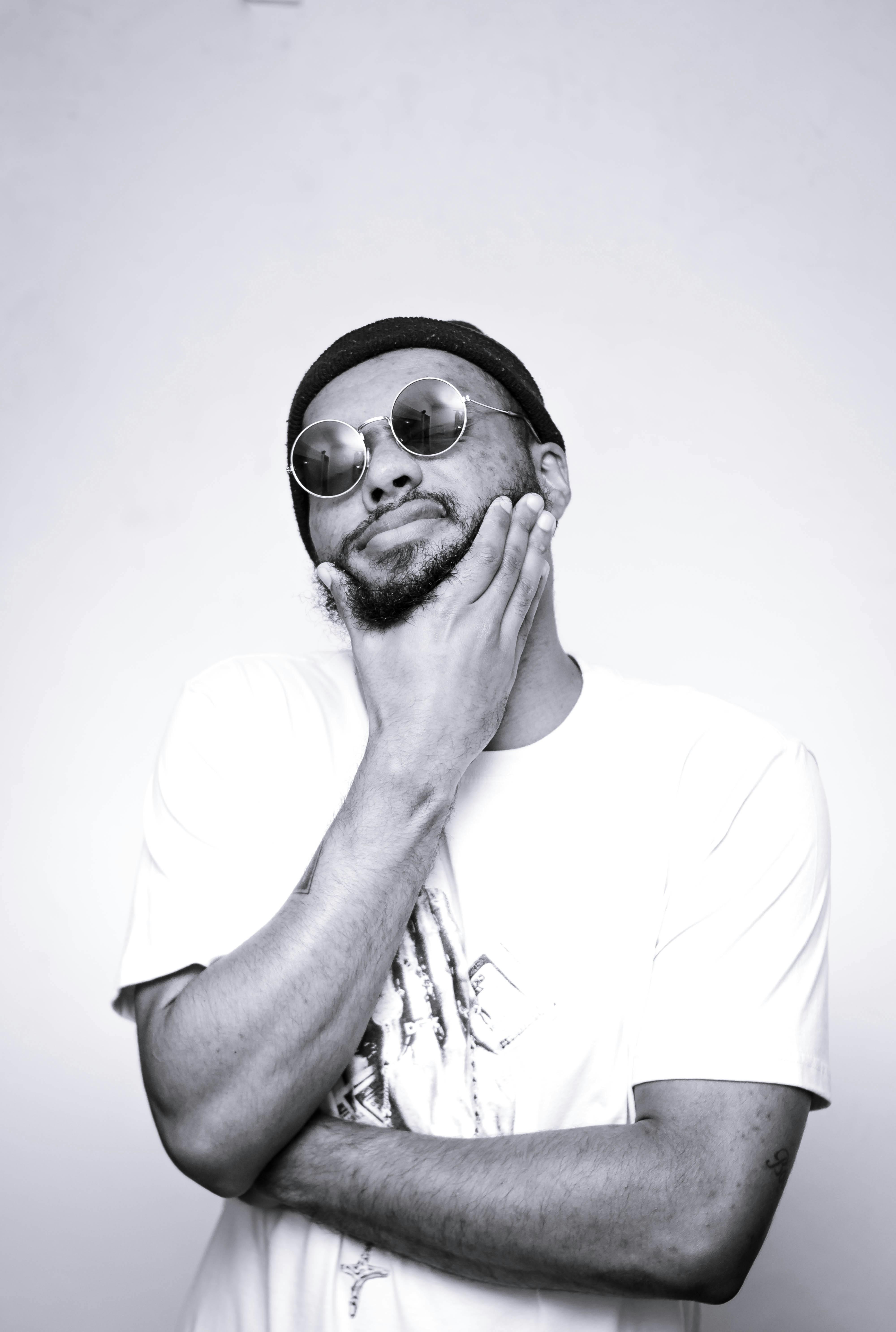 Kostenloses Foto zum Thema attraktiv, bart, brillen