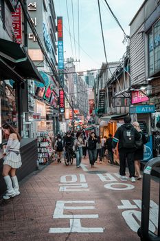 South Korean Won Plummets Amid Political Turmoil and Market Uncertainty