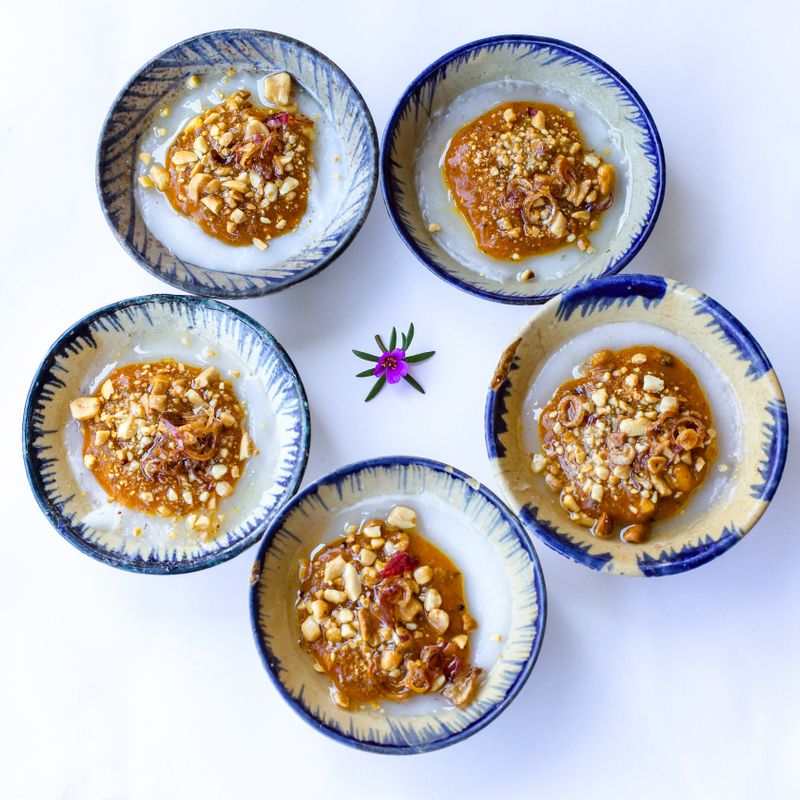 Vietnamese Caramelized Garlic Oil Jasmine Rice