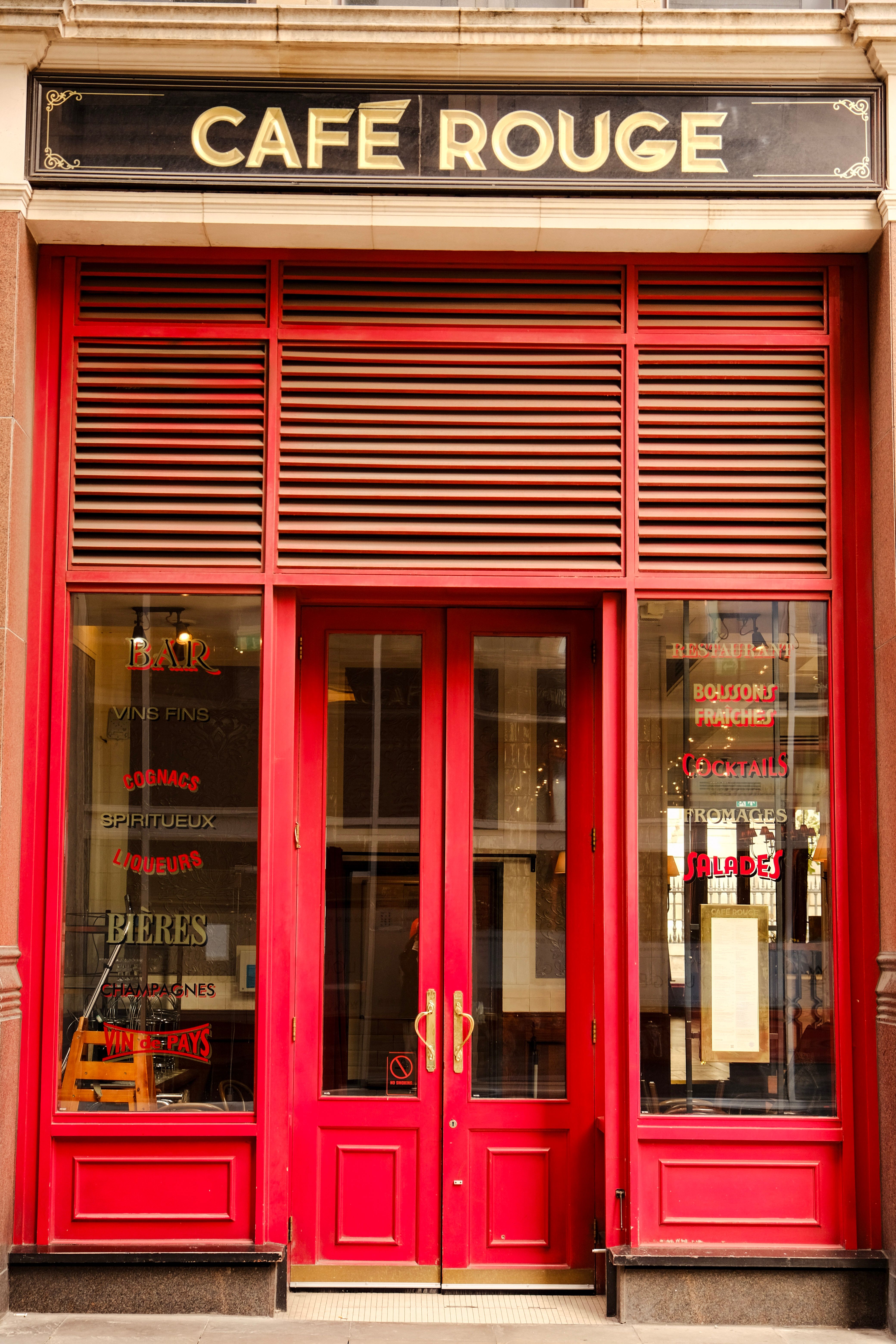 Charming Cafe Rouge Entrance in London · Free Stock Photo
