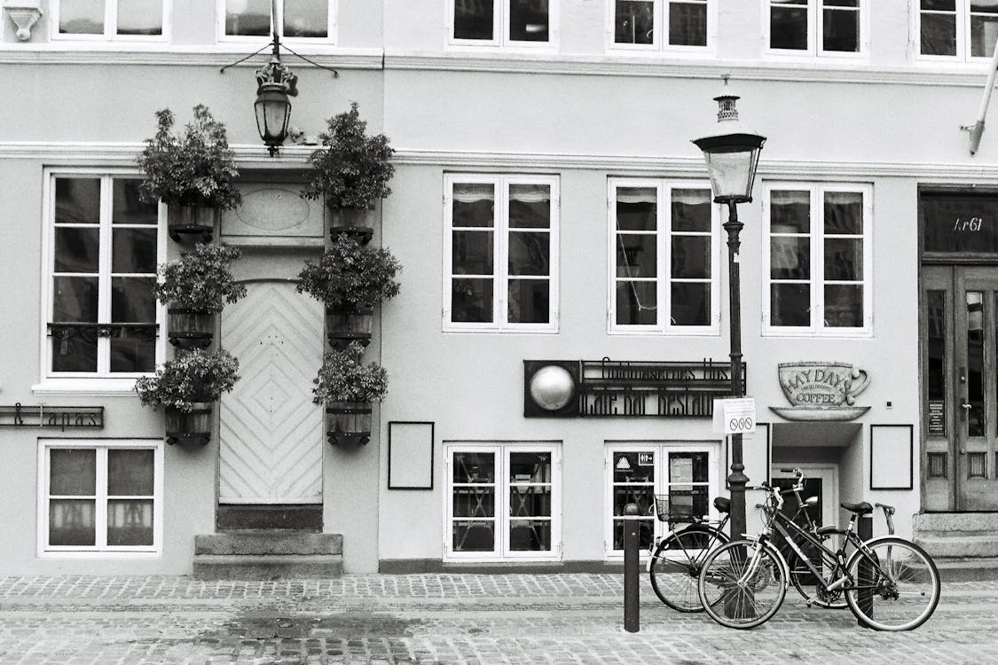 Fotobanka s bezplatnými fotkami na tému architektúra, bicykle, budova