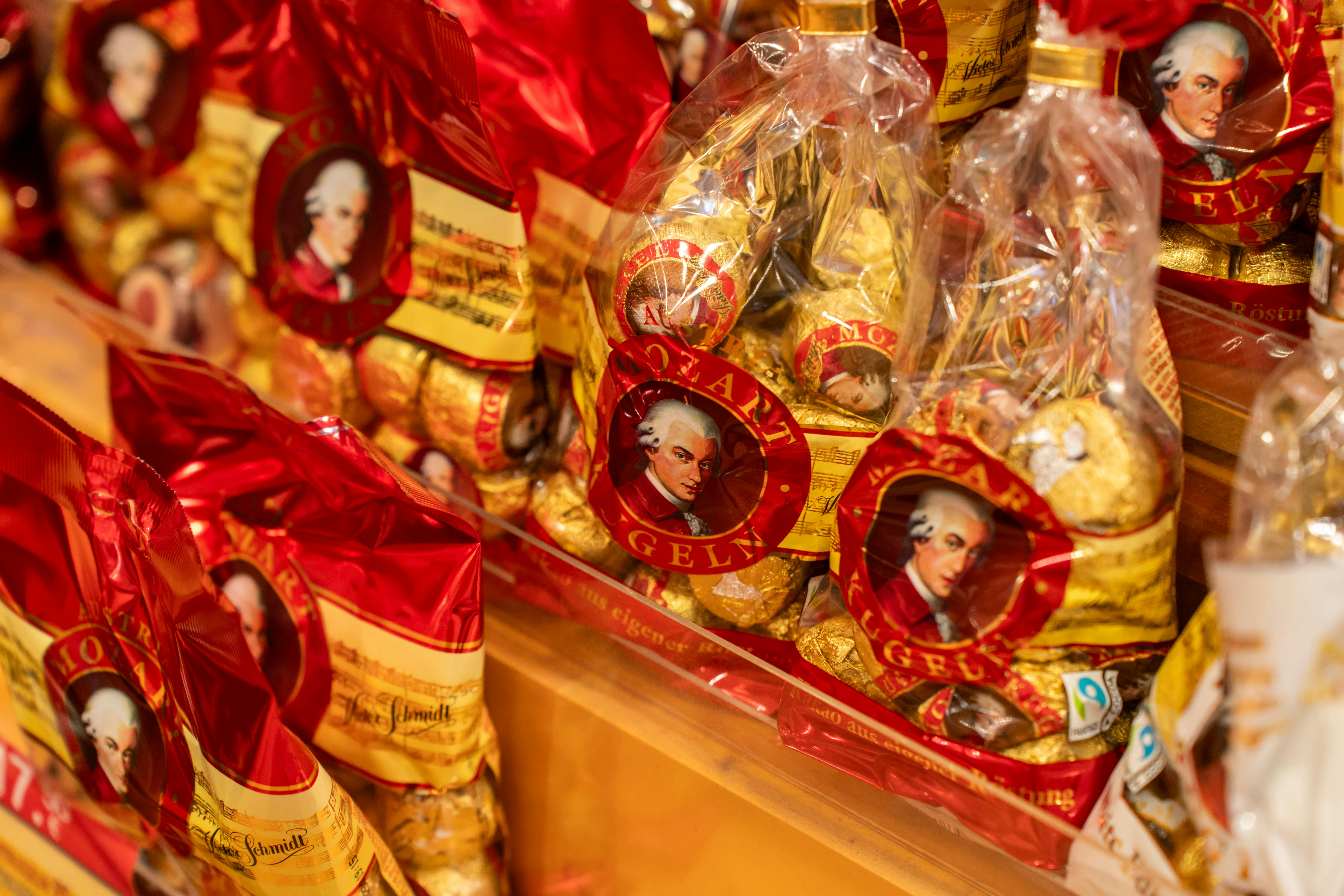 Mozartkugeln Photos, Download The BEST Free Mozartkugeln Stock Photos ...