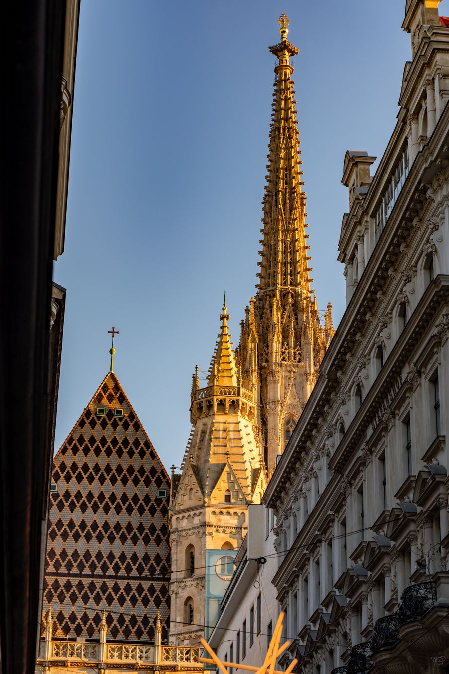 La cathédrale Saint-Étienne à l'aube