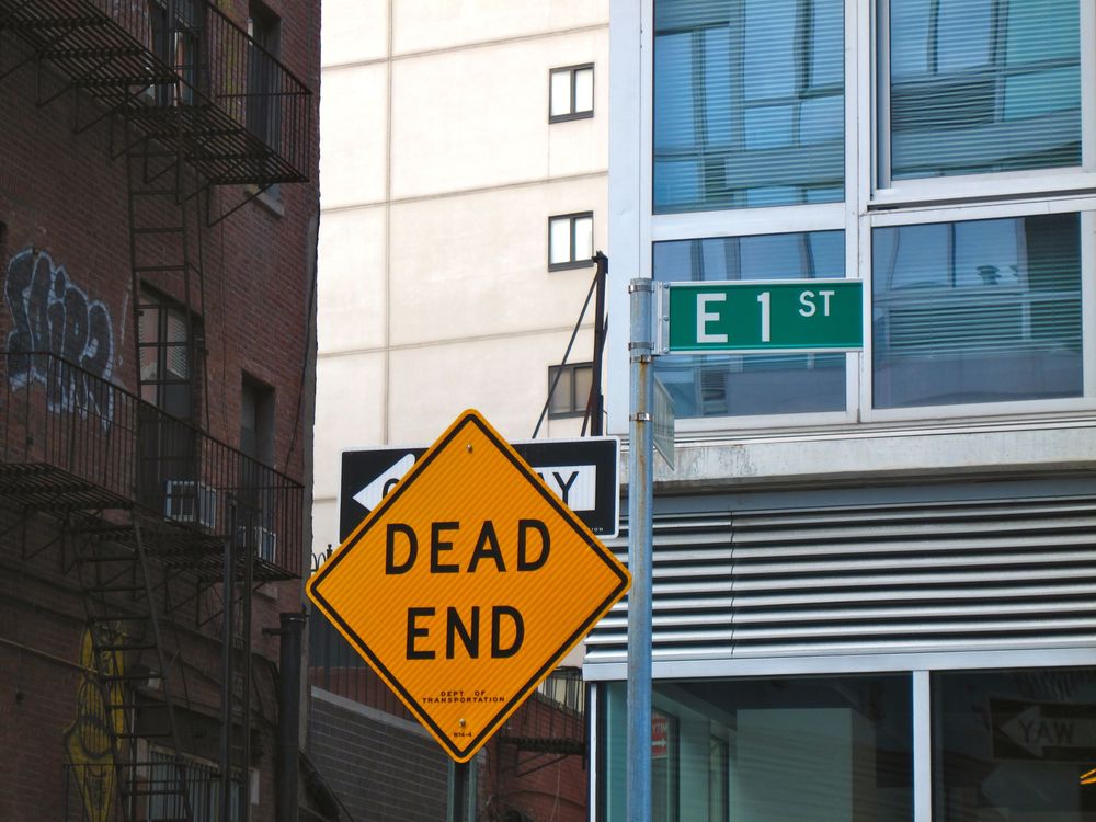 Decatur St Dead End Sign Dead End Road Signage · Free Stock Photo