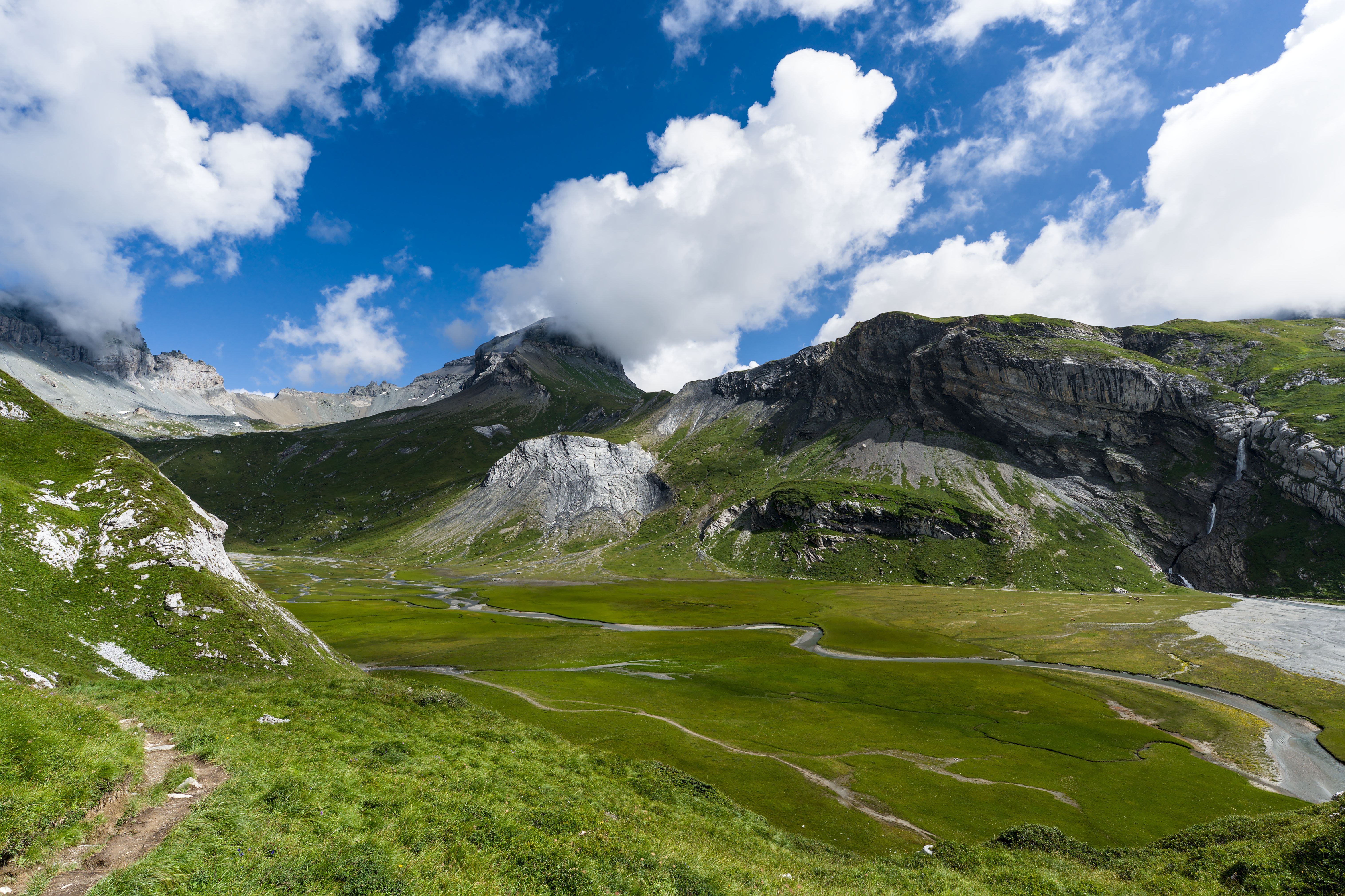 Stunning Swiss Mountain Landscape on a Clear Day · Free Stock Photo