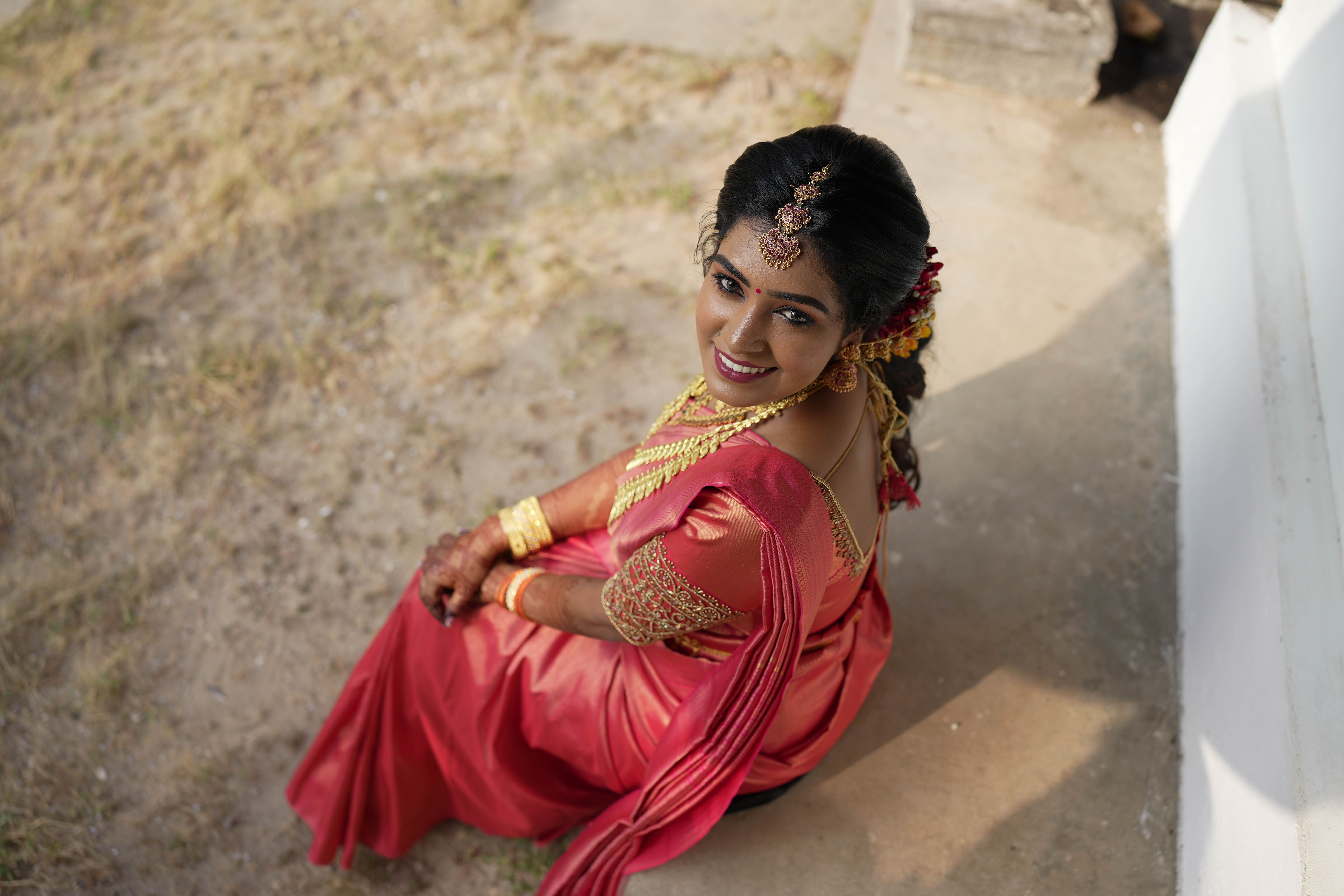 Elegant Indian Bride in Traditional Attire · Free Stock Photo