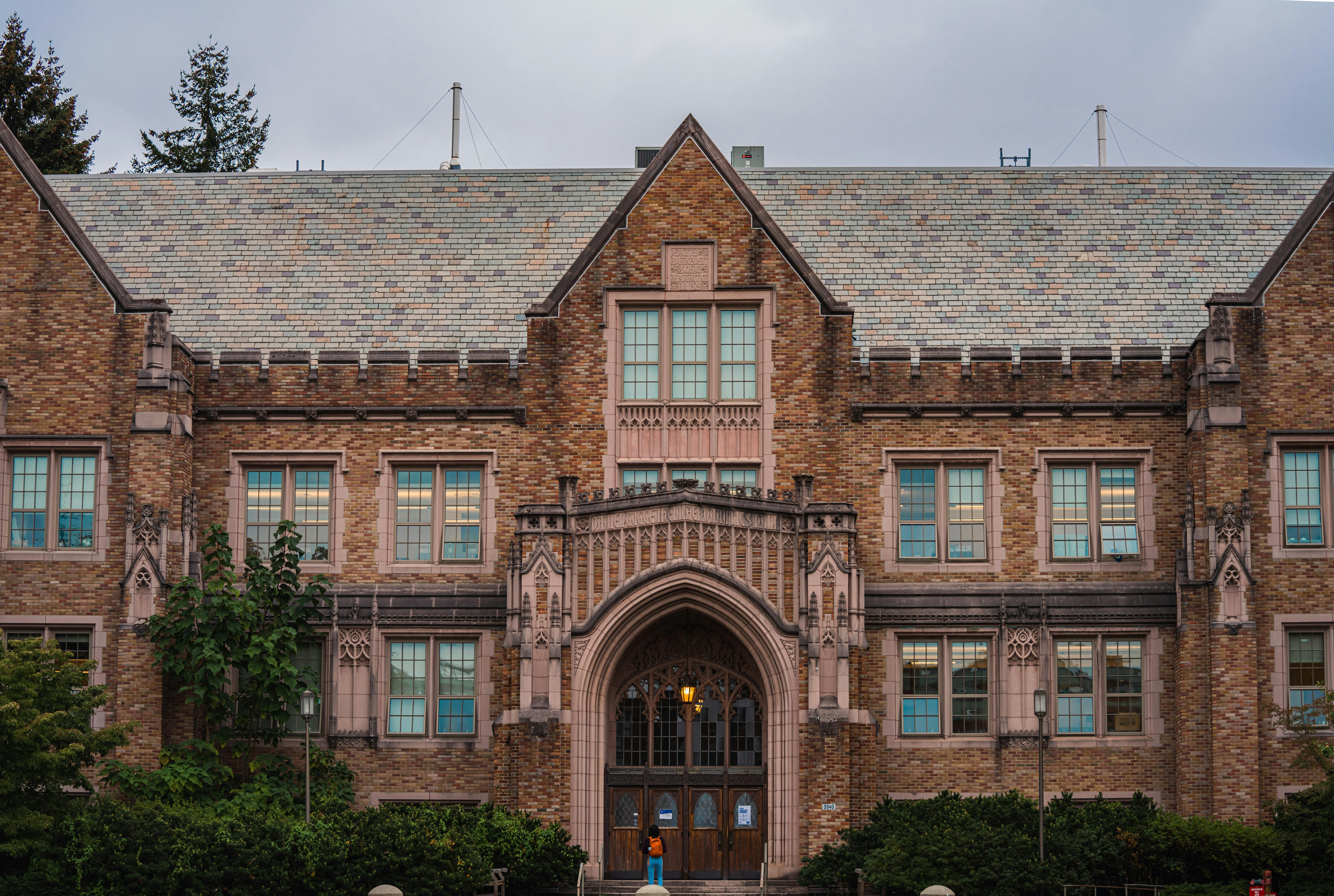 Ivy League admission decisions have been released. As a college admissions expert, here's what surprised me most. - Business 