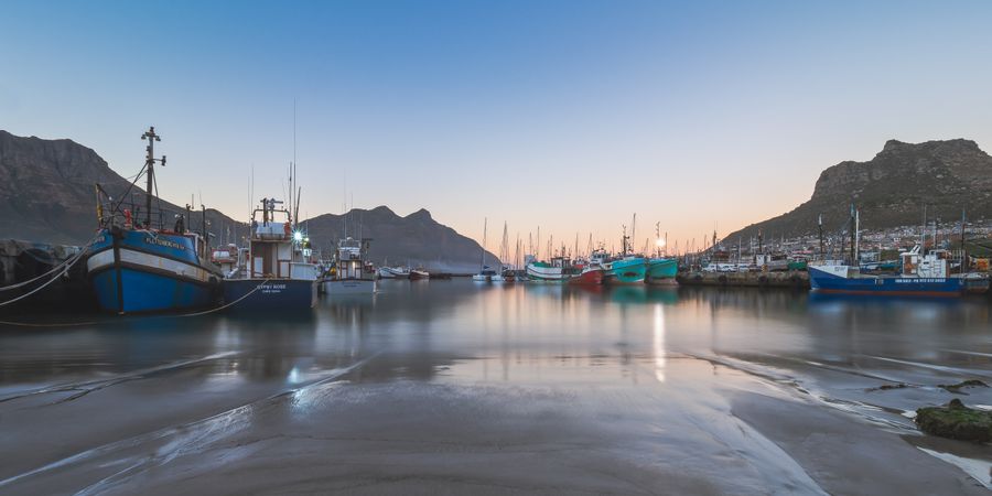 Harbour at dusk — Jean van der Meulen on Pexels