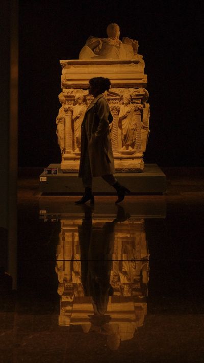 Pale sculpture on a plinth — photo by Emre Uğurlar on Pexels