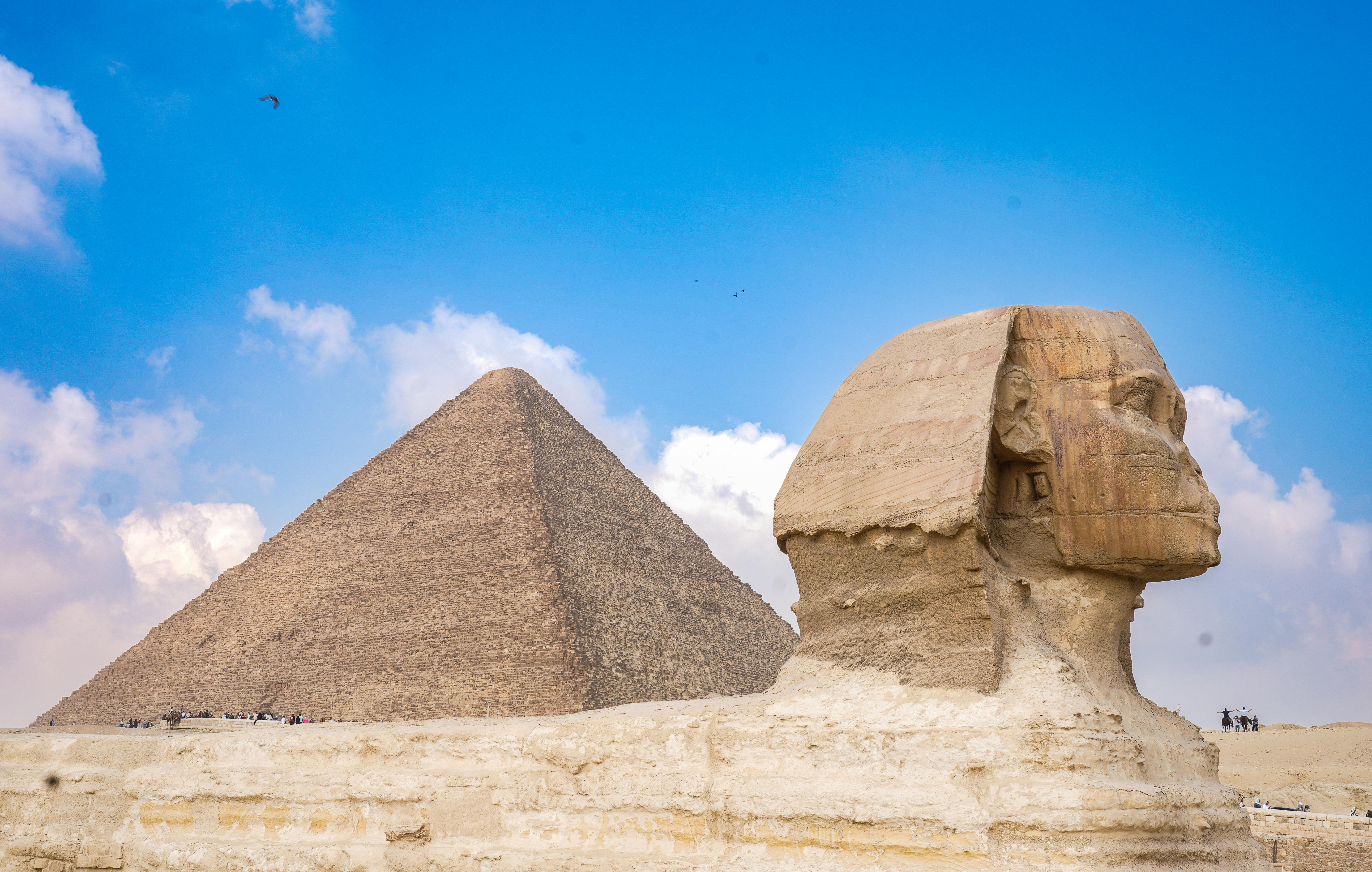 Egypt bars alimony defaulters from leaving country as family law reforms loom — Photo by hayriyenur . on Pexels