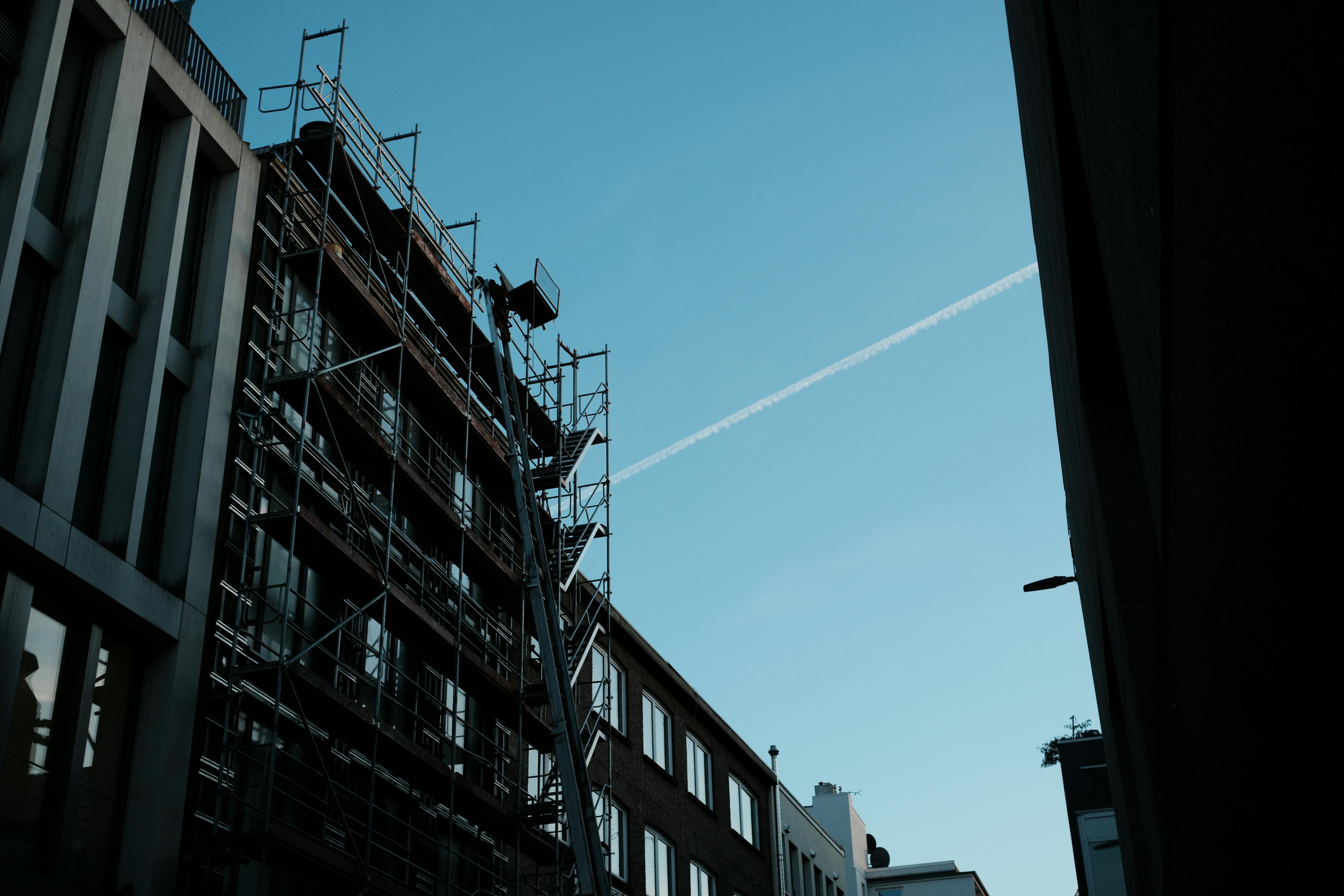 urban skyline with scaffolding in dusseldorf