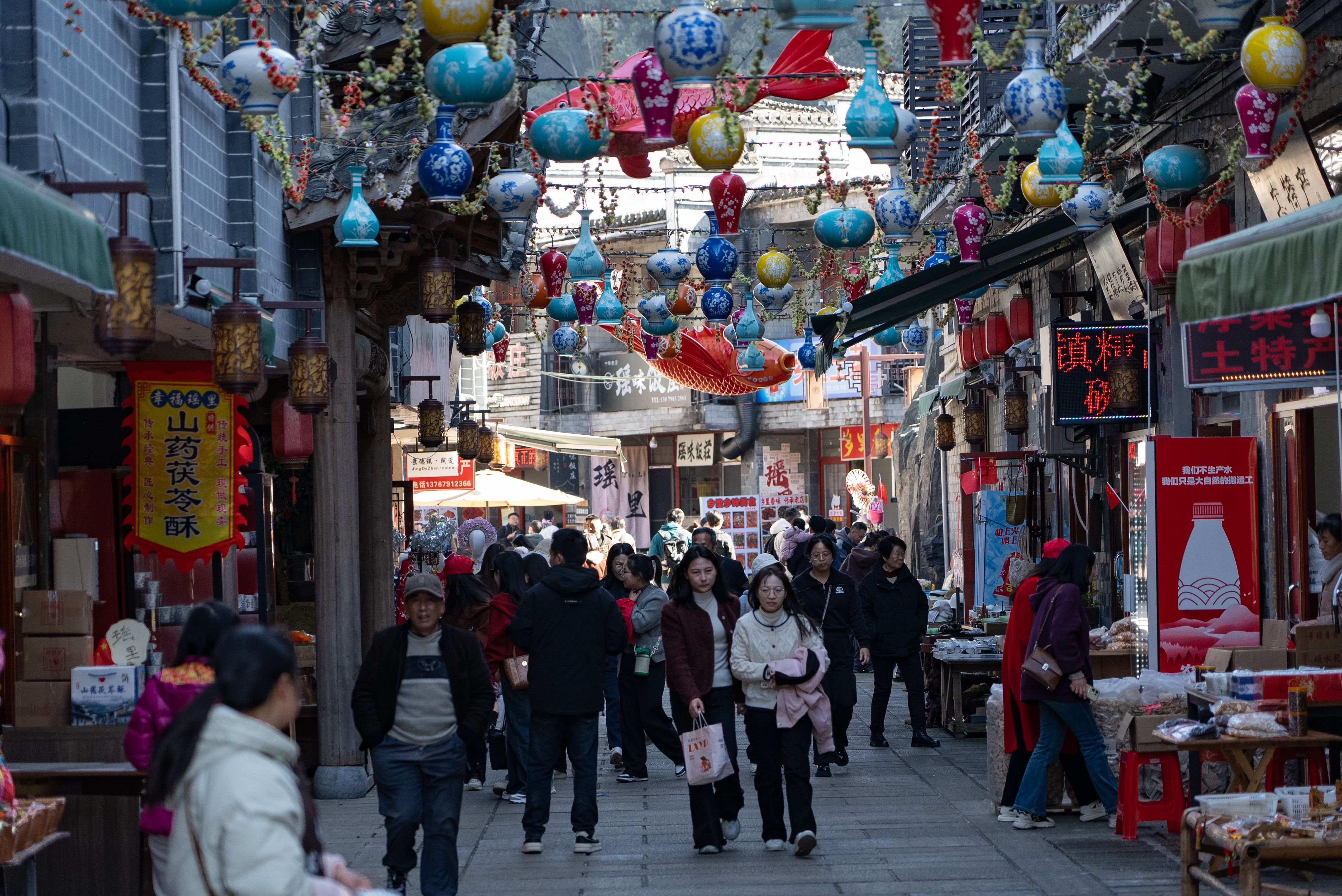 China’s Golden Week Travel Surge Highlights Consumer Caution