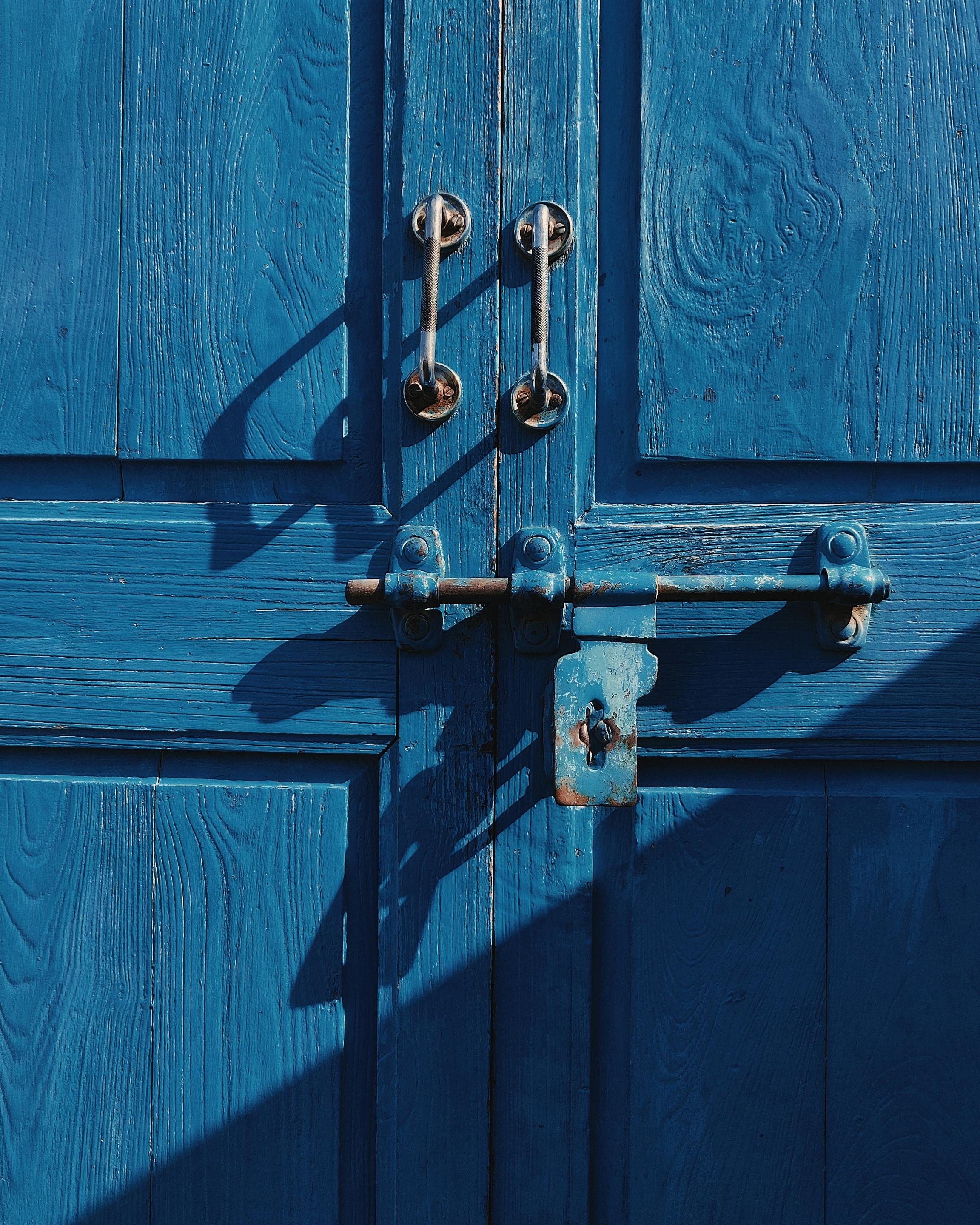 Azure Latch Codes: Unlocking Secrets to Enhanced Security Solutions 5 Comparing Azure Latch Codes vs. Traditional Security Methods: Which Offers Better Protection?