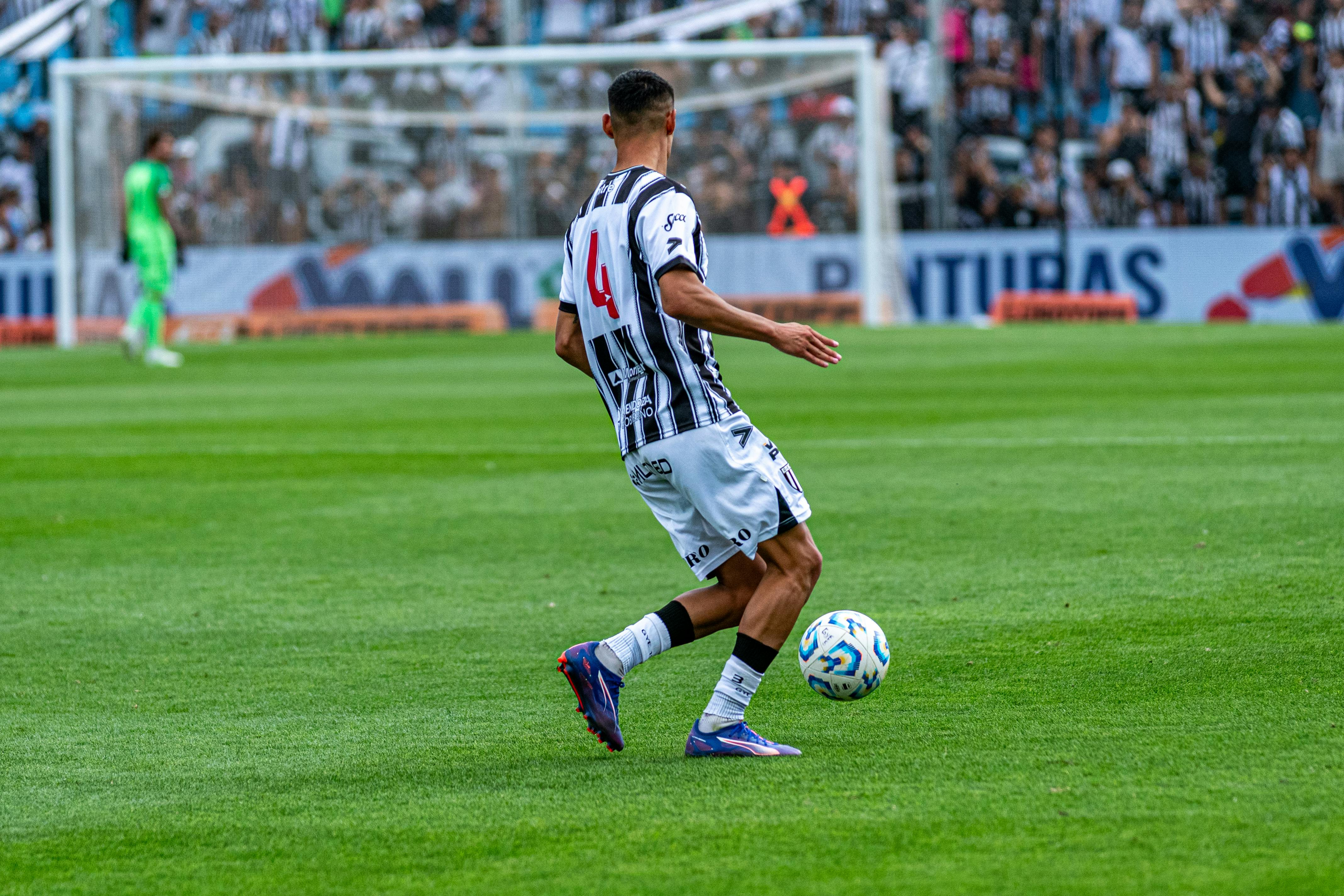 体育场景配图（资料示意）