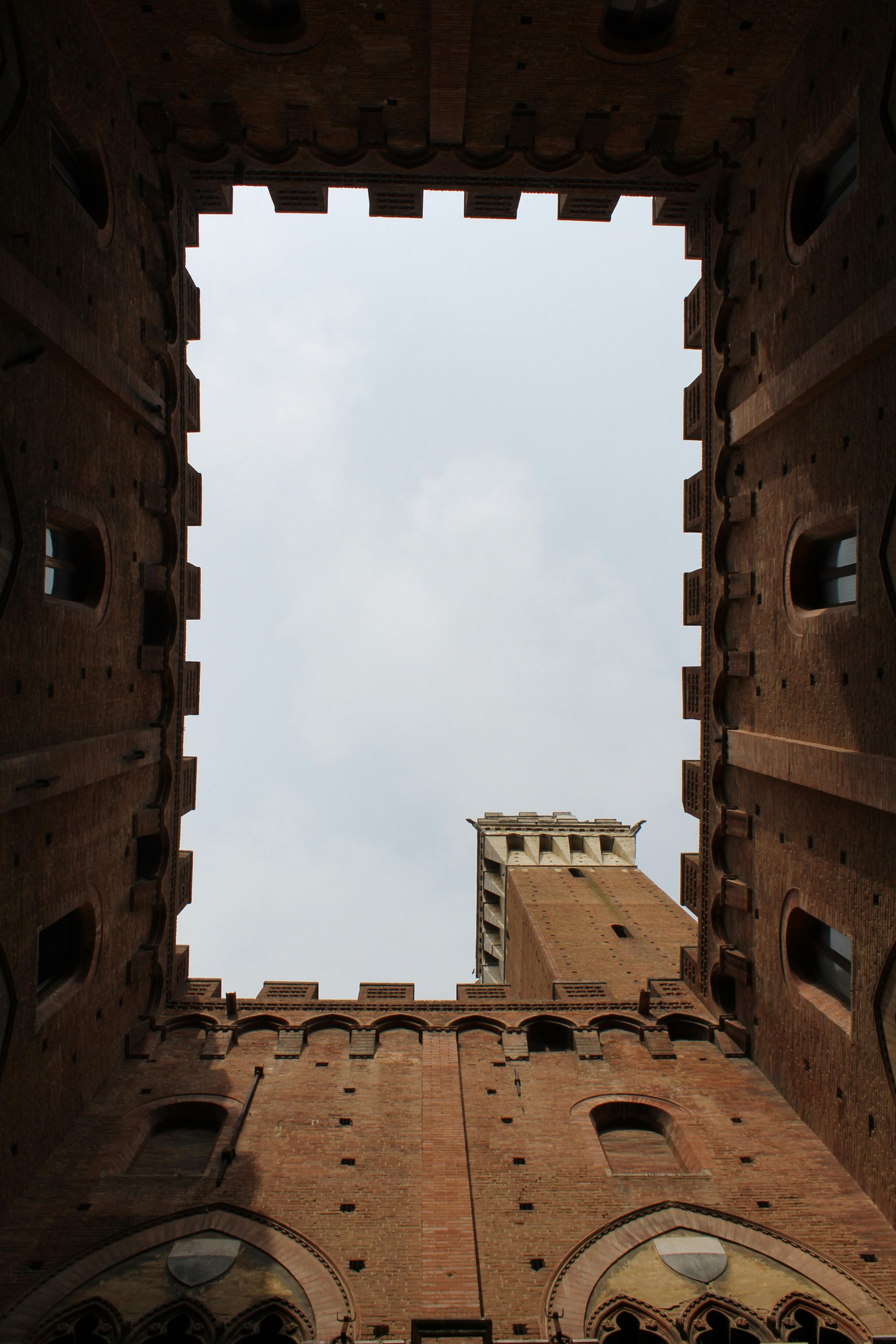 medieval architecture in siena italy