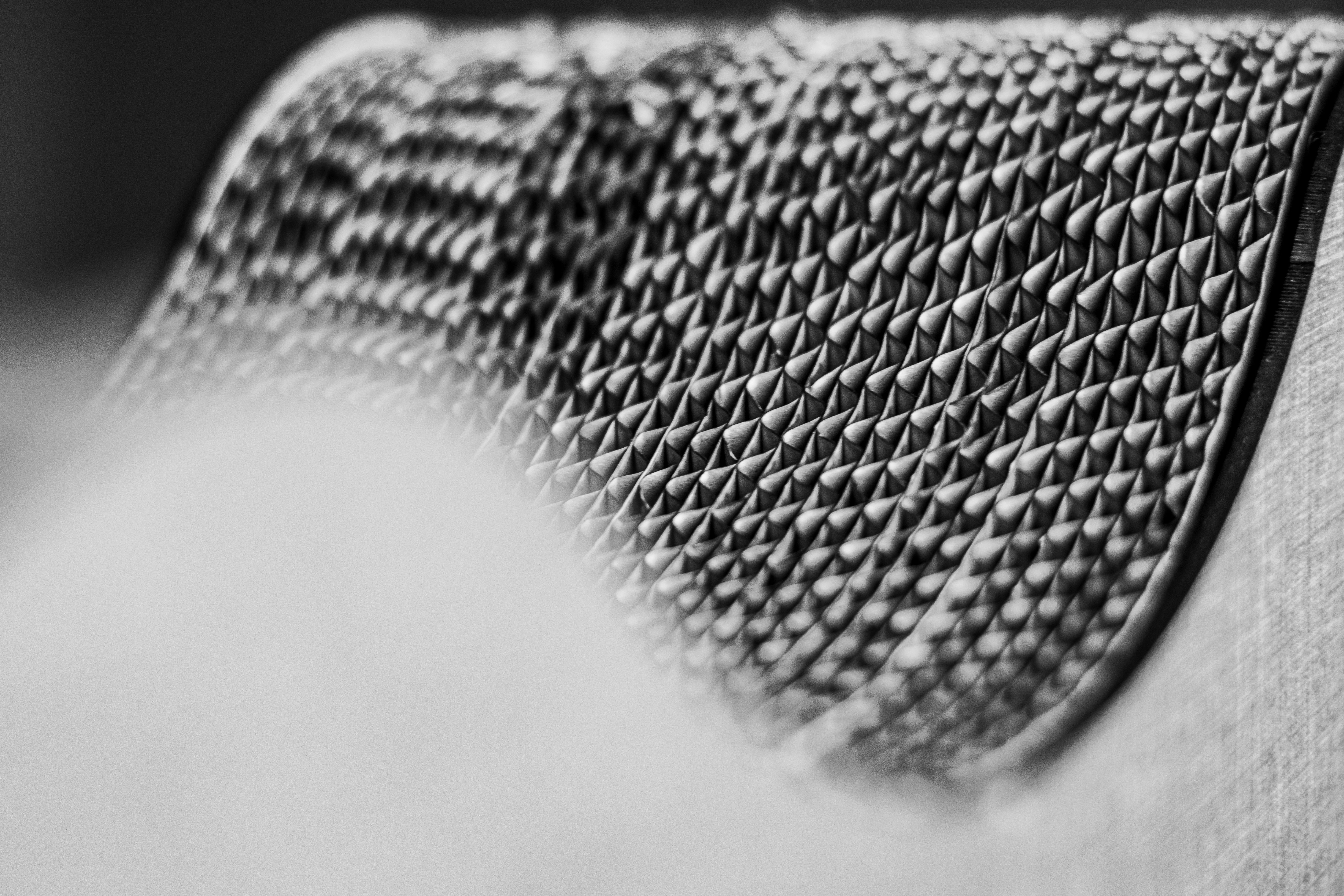 bezplatná Černobílý detail texturovaného geometrického vzoru v Buenos Aires, Argentina. Základová fotografie