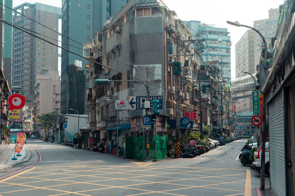 台湾新北市城市街景 · 免费素材图片