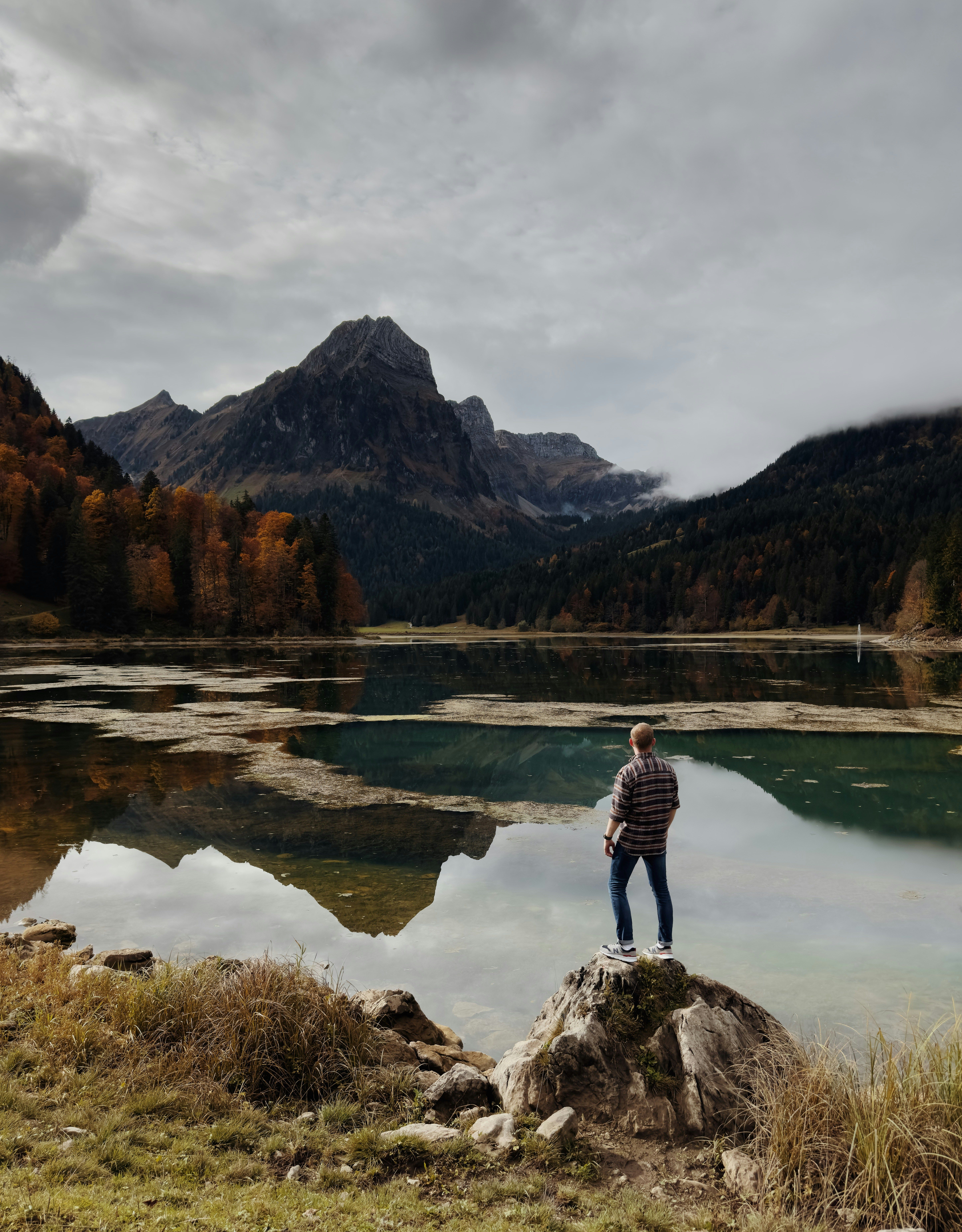 Scenic View of Swiss Alps with Lake Reflection · Free Stock Photo