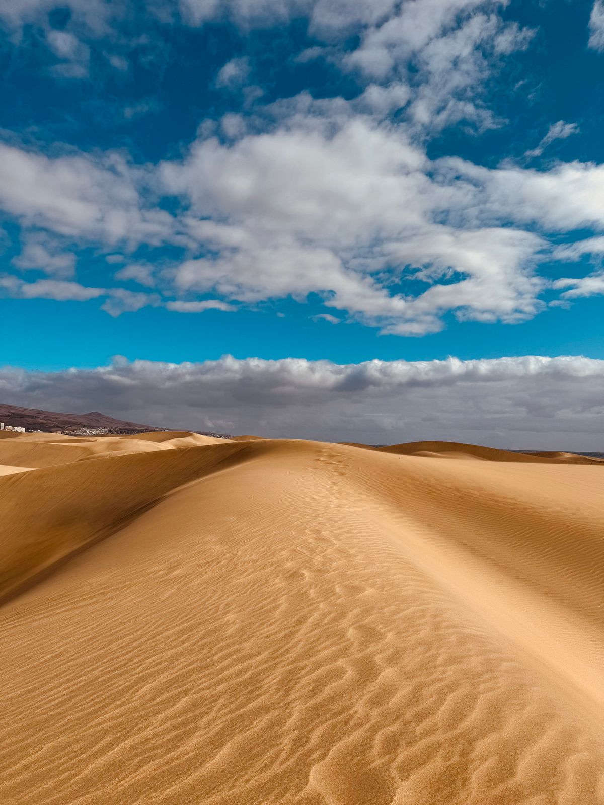 Unde te cazezi în Gran Canaria - dunele de nisip auriu din Maspalomas