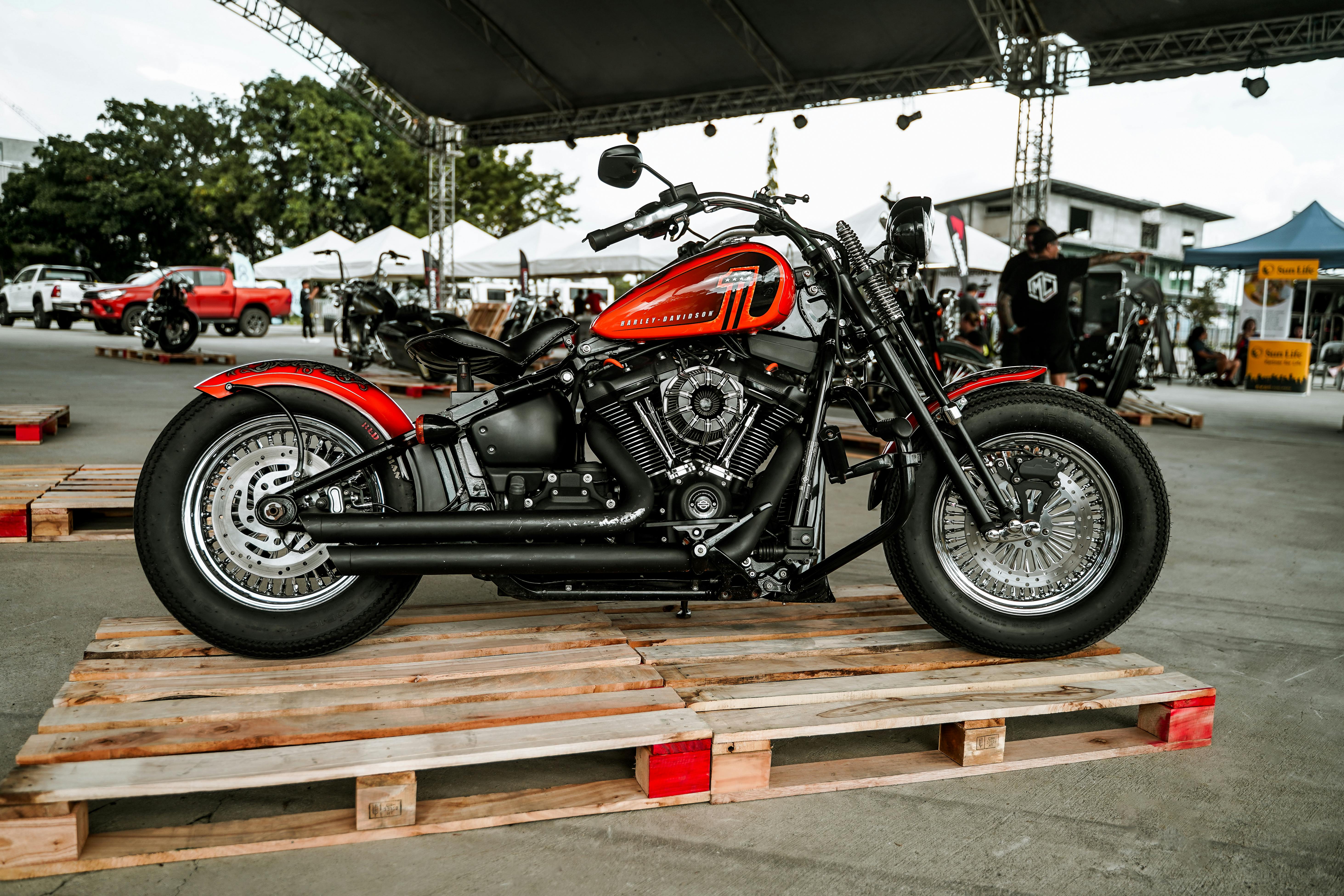 motorcycles & powersports s.r.o motorcycle powersports show — Photo by Harvey Tan Villarino on Pexels