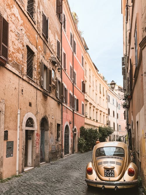 Ilmainen kuvapankkikuva tunnisteilla arkkitehtuuri, classic-auto, Italia